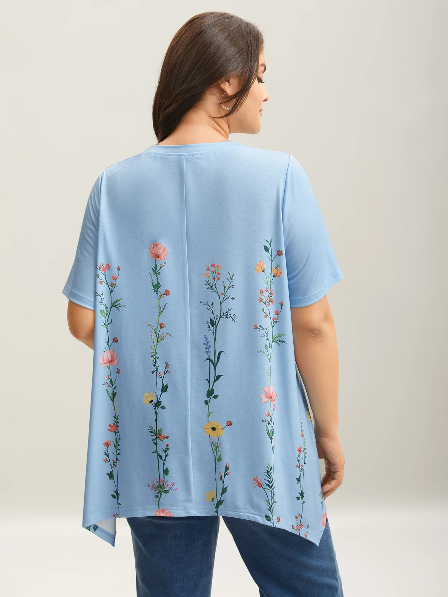 Stretchy Hi-Low Hem Floral T-Shirt - Image 12