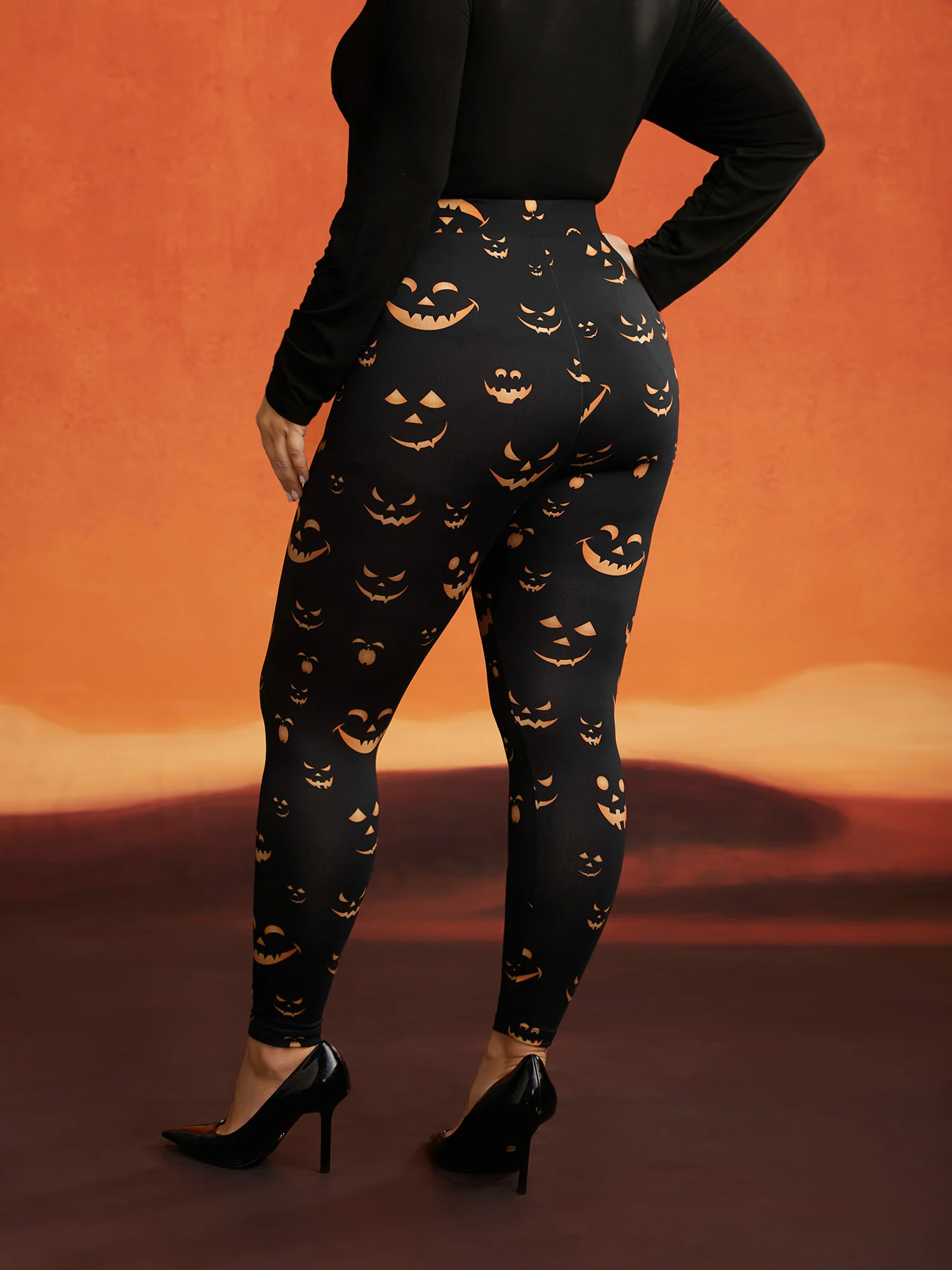 Stretchy Jack-o-Lantern Leggings - Image 3