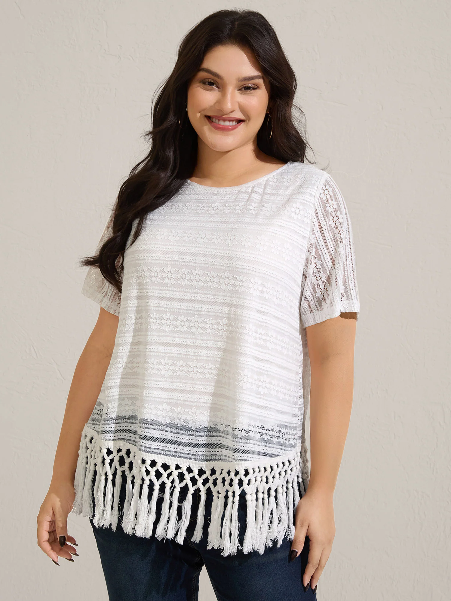 Stretchy Lace Tassel Hem Solid Top