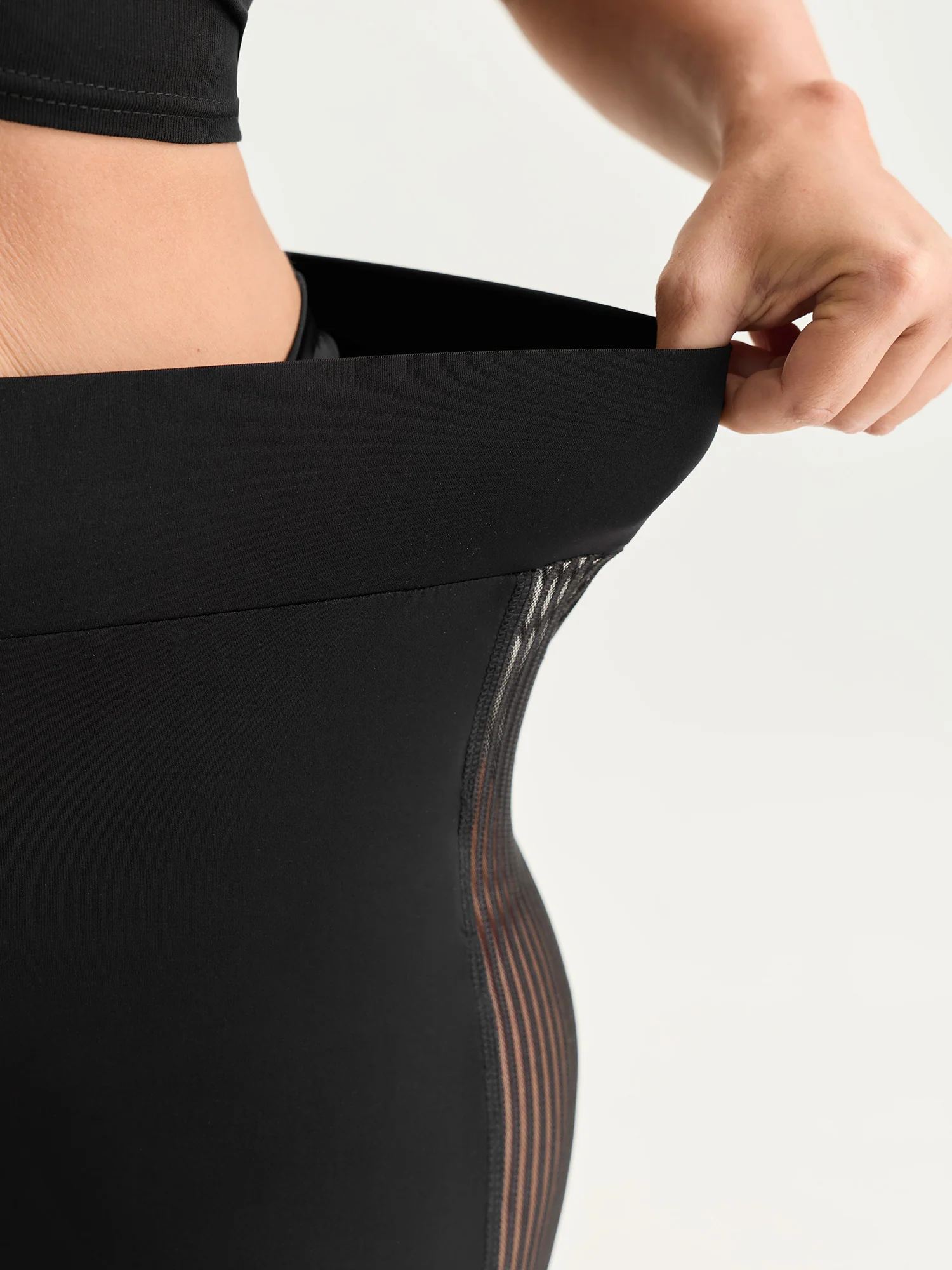 Supersoft Lace Coverage Under-Shorts Leggings - Image 4