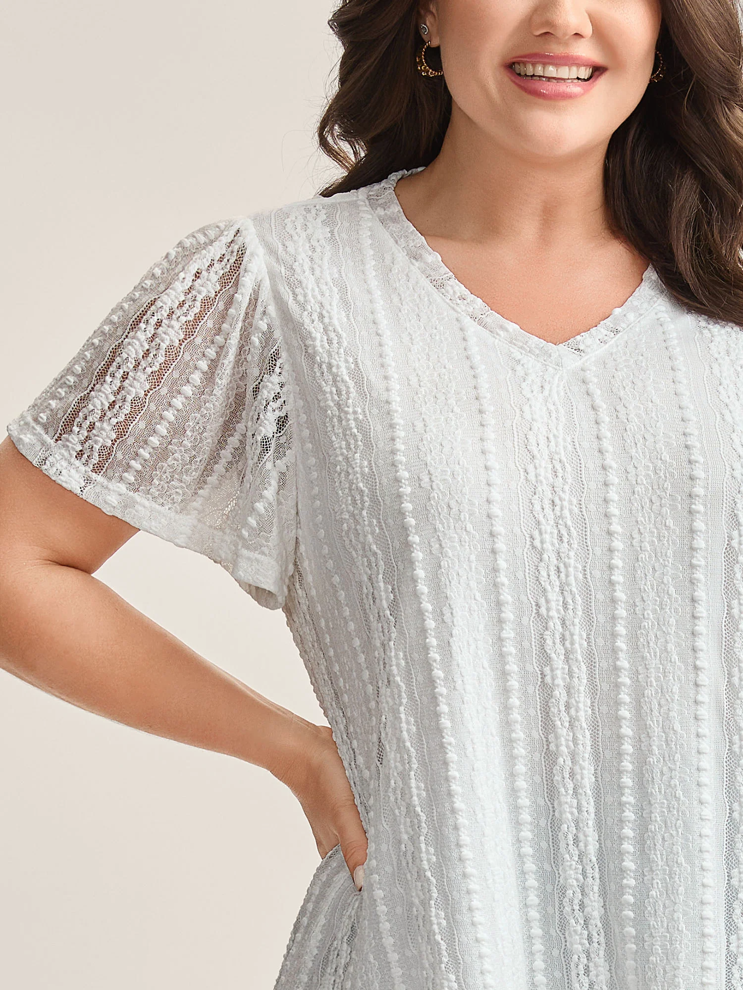 Stretchy Lace V-Neck Knit Top