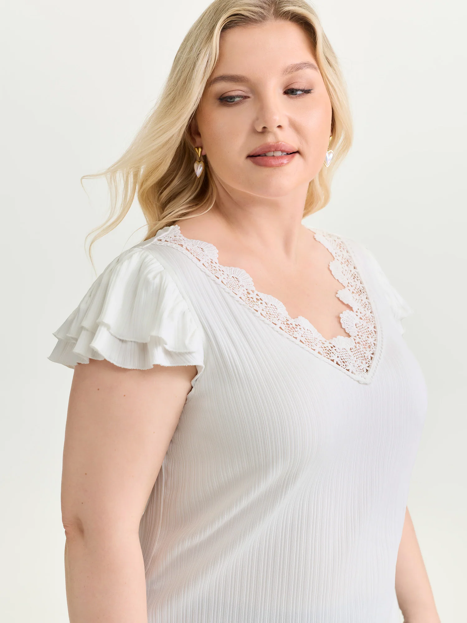 Stretchy Lace V-Neckline T-Shirt - Image 2