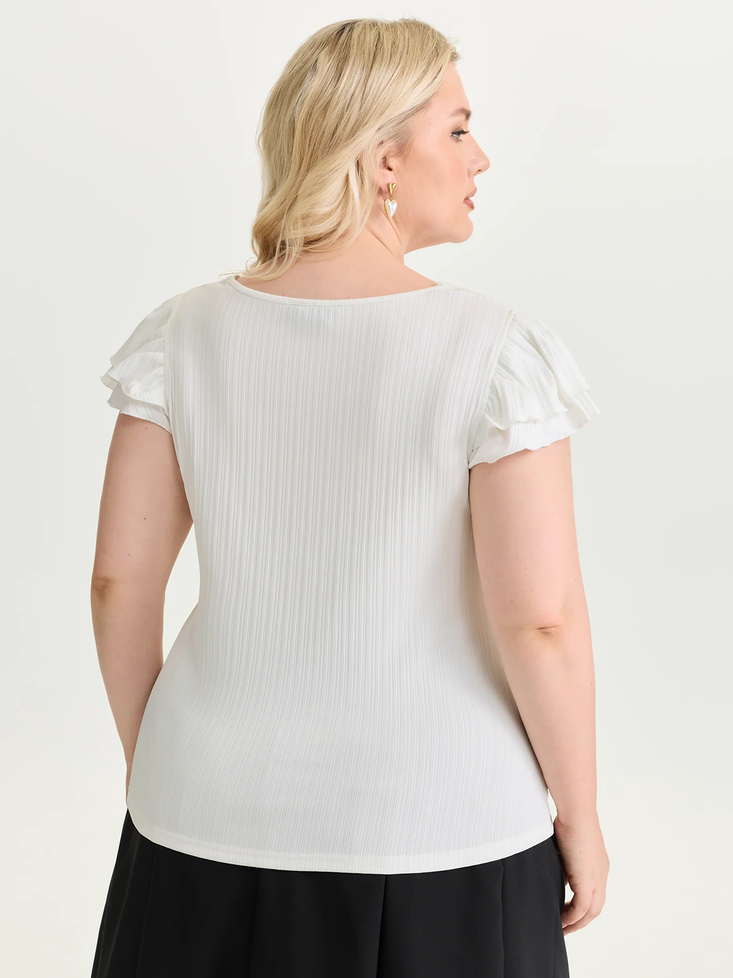 Stretchy Lace V-Neckline T-Shirt - Image 6