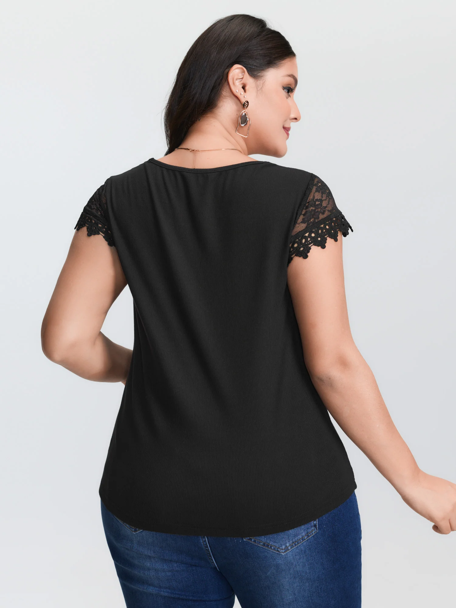 Stretchy Lace V-Neckline Top - Image 5