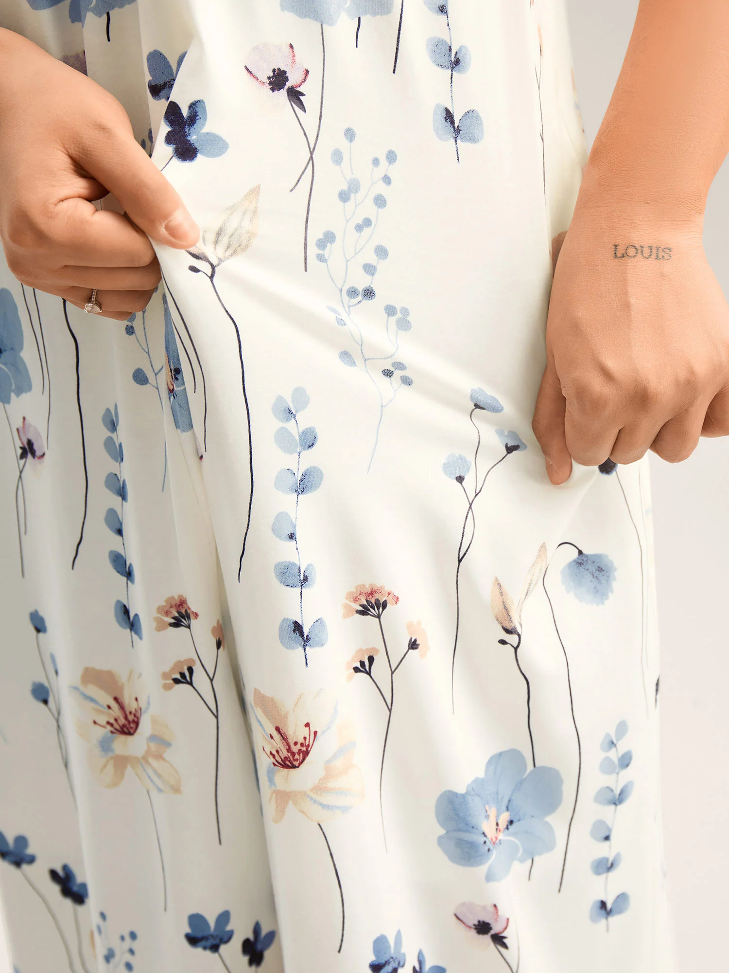 Stretchy Lined Floral Print Cami Jumpsuit - Image 2