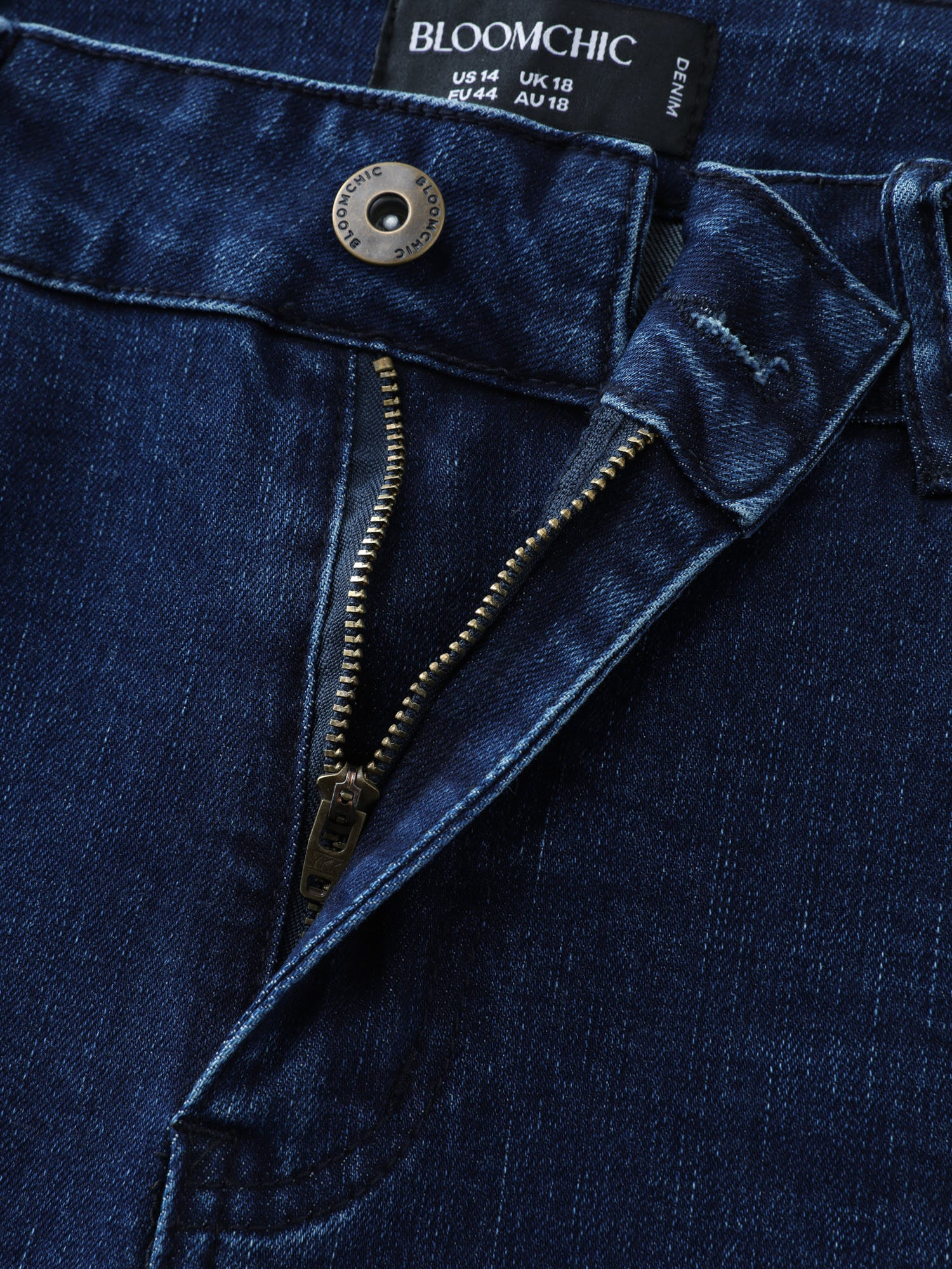 Stretchy Mid-Rise Bootcut Jeans - Image 5