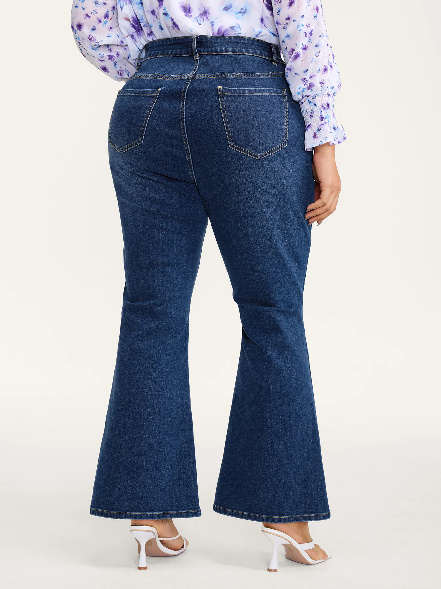 Stretchy Mid-Rise Bootcut Jeans - Image 4