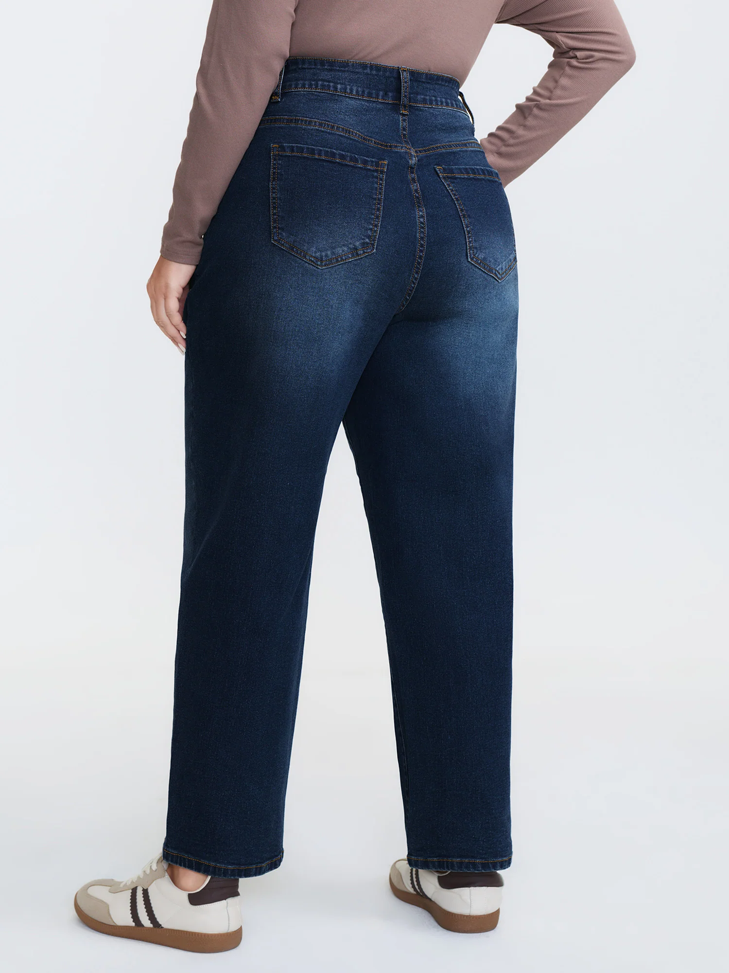 Stretchy Mid-Rise Boyfriend Jeans - Image 4