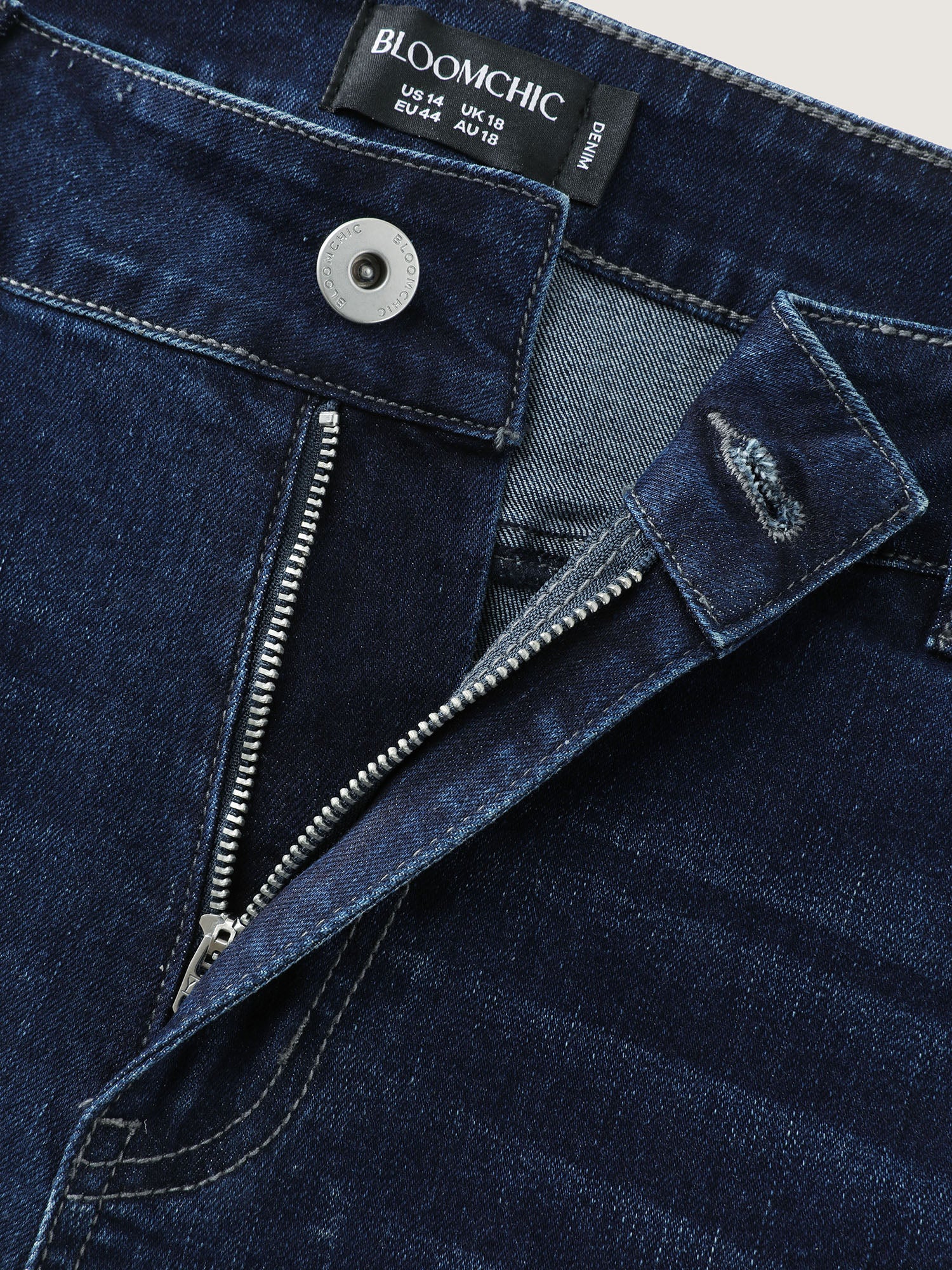 Stretchy Mid-Rise Flared Jeans - Image 6