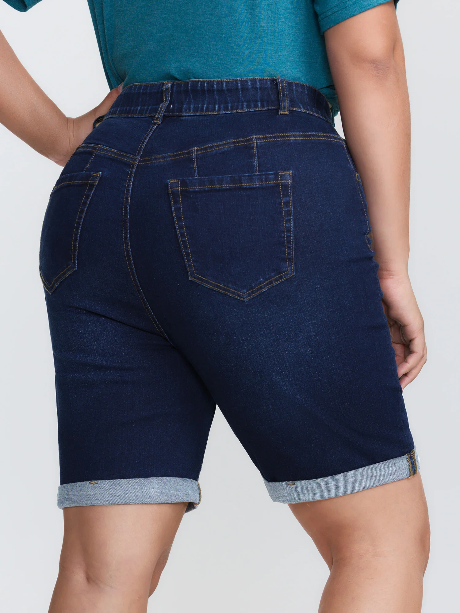 Stretchy Mid-Rise Skinny-Fit Denim Shorts - Image 6