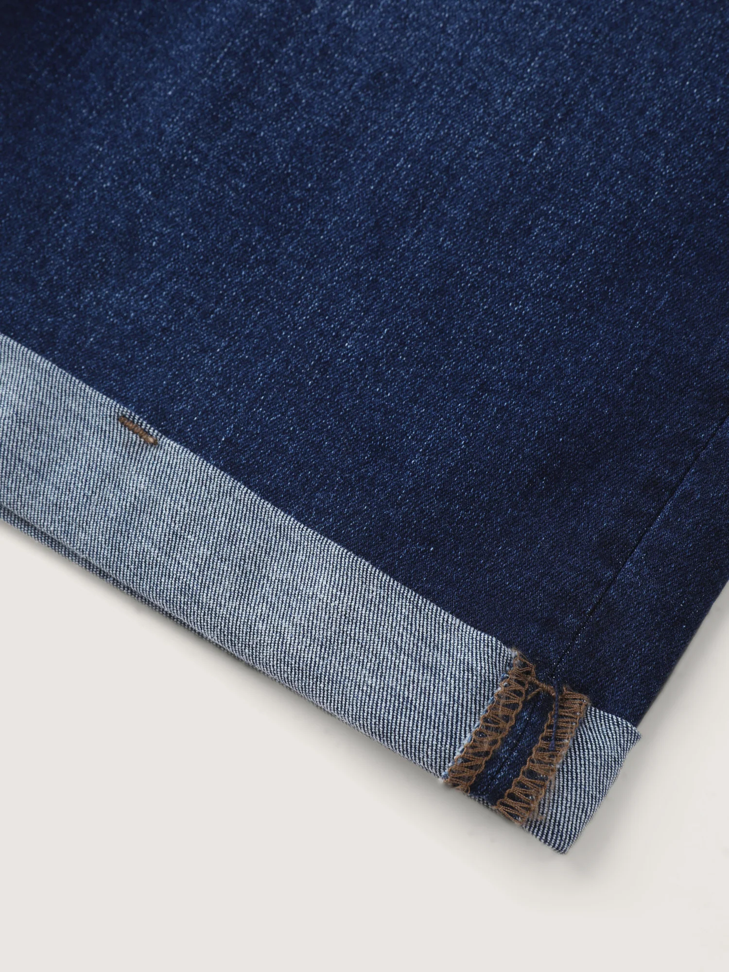 Stretchy Mid-Rise Skinny-Fit Denim Shorts - Image 8