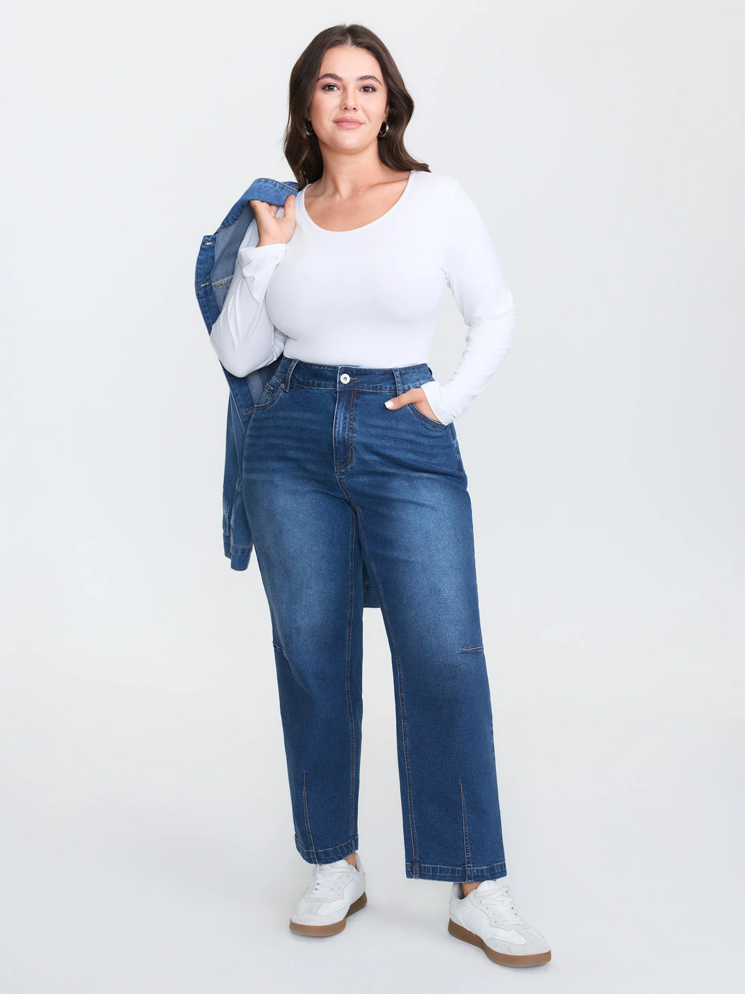 Stretchy Mid-Rise Straight-Leg Jeans - Image 3