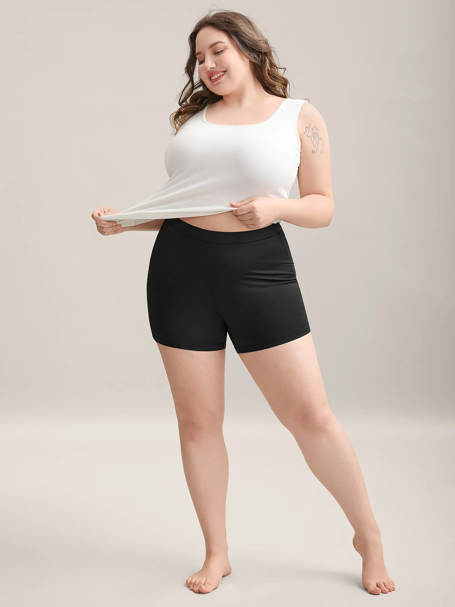 Stretchy Mid Waist Tight-Fit Shorts - Image 3