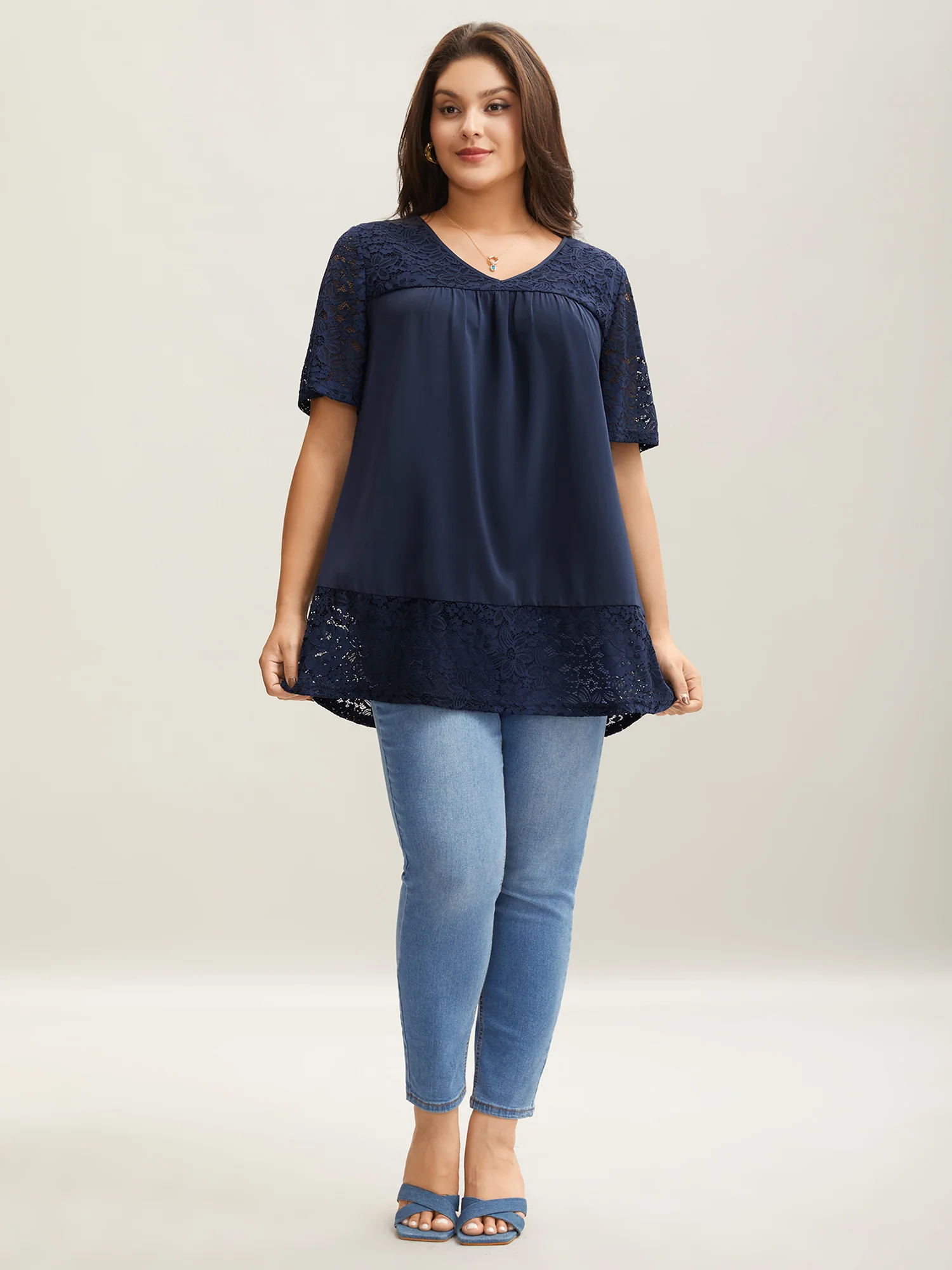 Stretchy Mixed Material Spliced Lace Jersey Top - Image 3