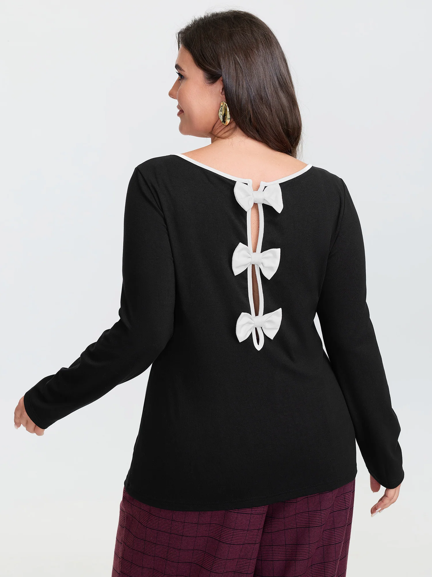 Stretchy Multiple Bow Back Cut-Out Knit Top - Image 4
