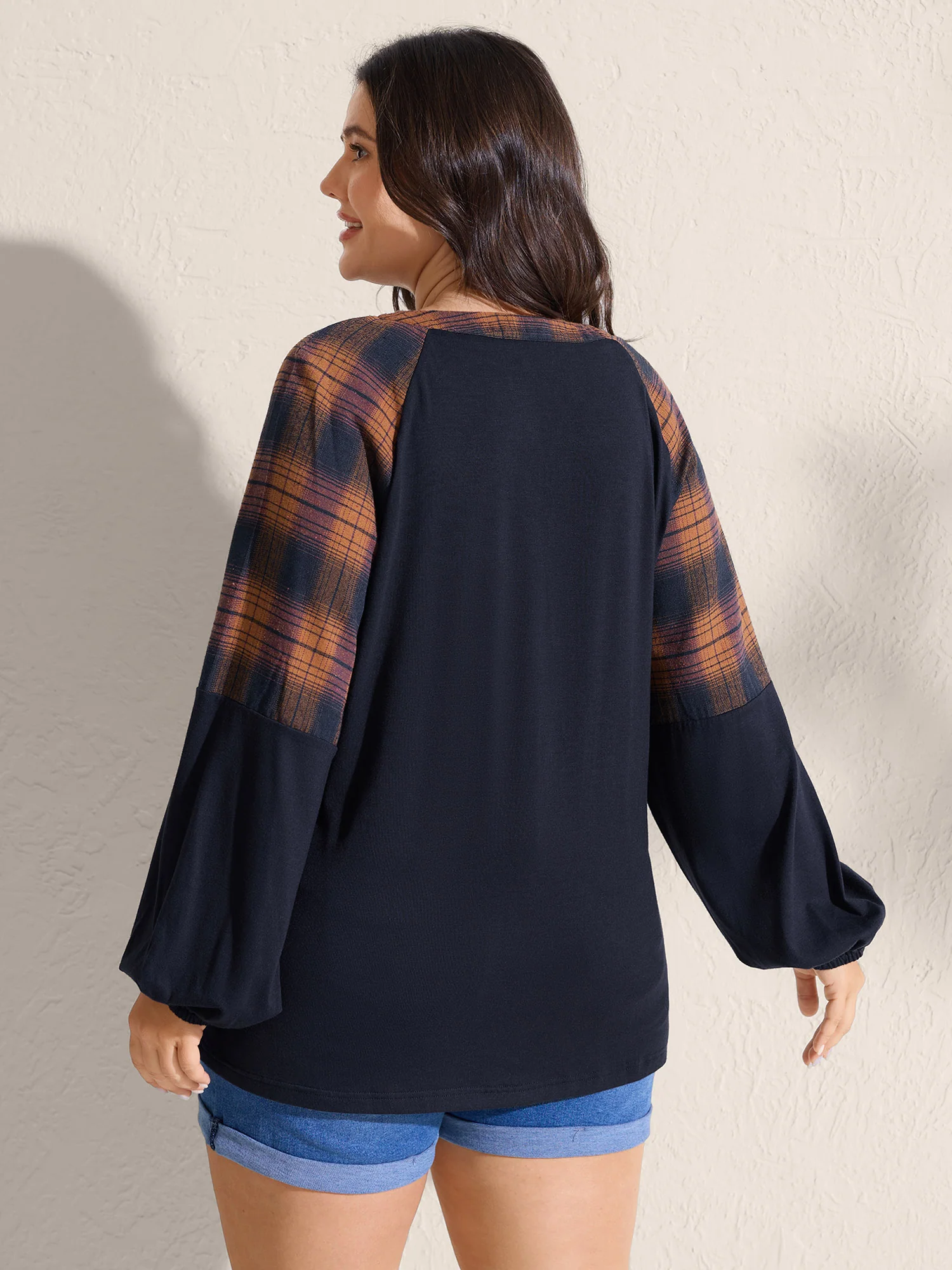 Stretchy Plaid Sleeve Split Neck T-Shirt - Image 5