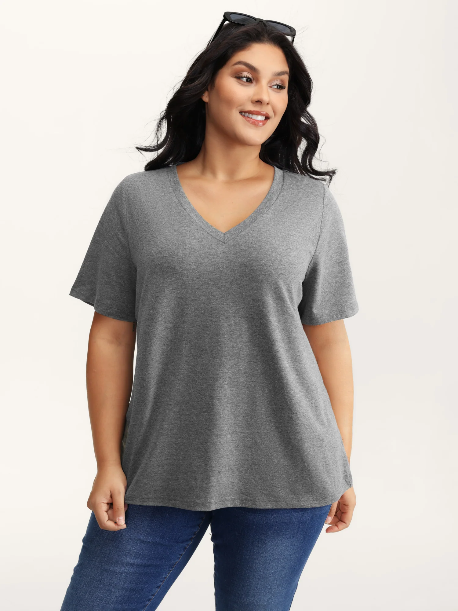 Stretchy Plain V-Neck T-Shirt - Image 13