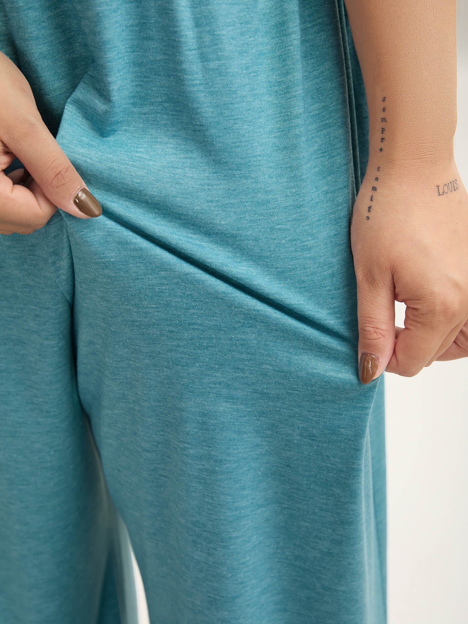 Stretchy Pockets Adjustable Straps Jumpsuit - Image 2