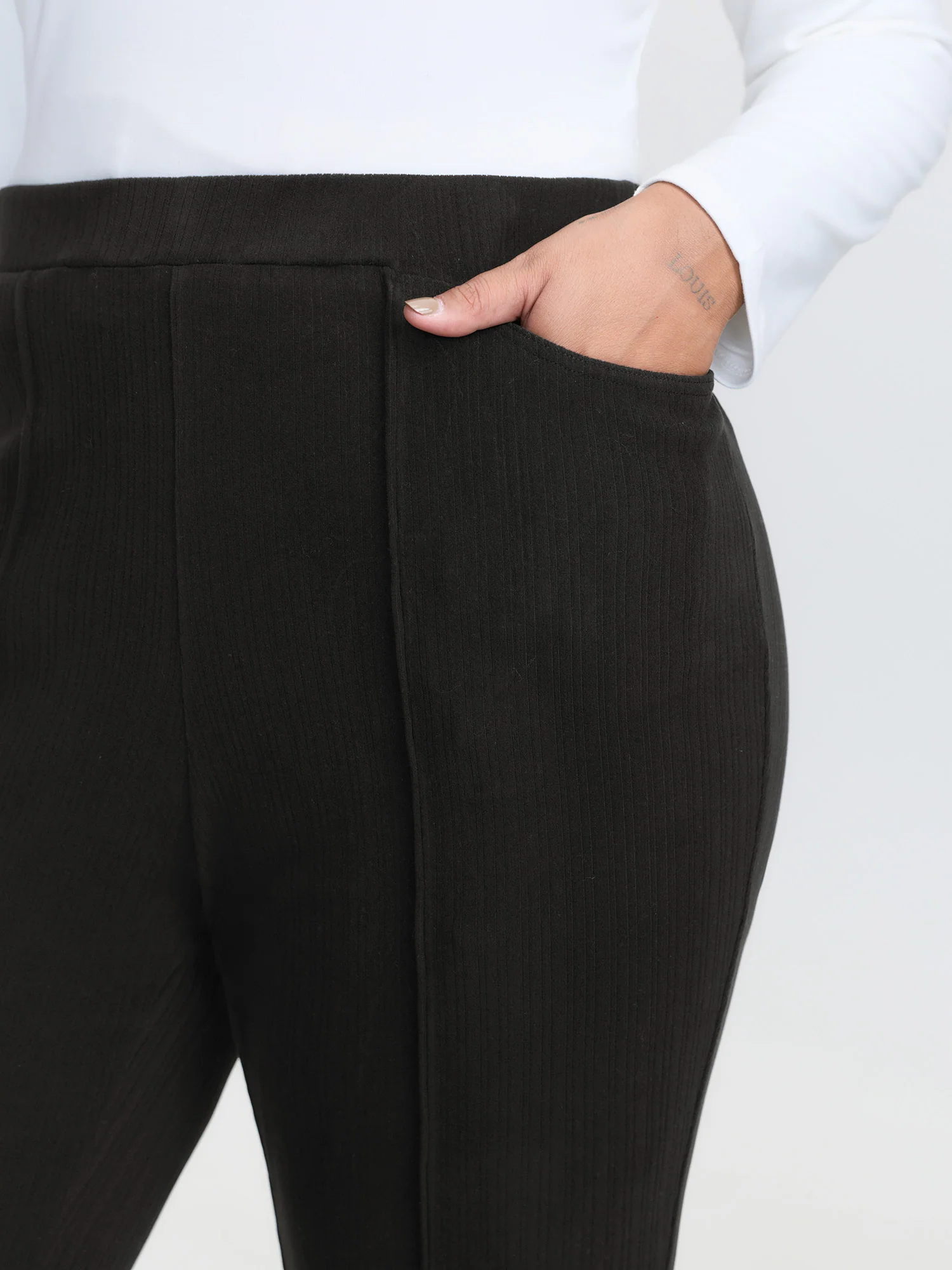 Stretchy Pockets Mid Rise Bootcut Pants - Image 3