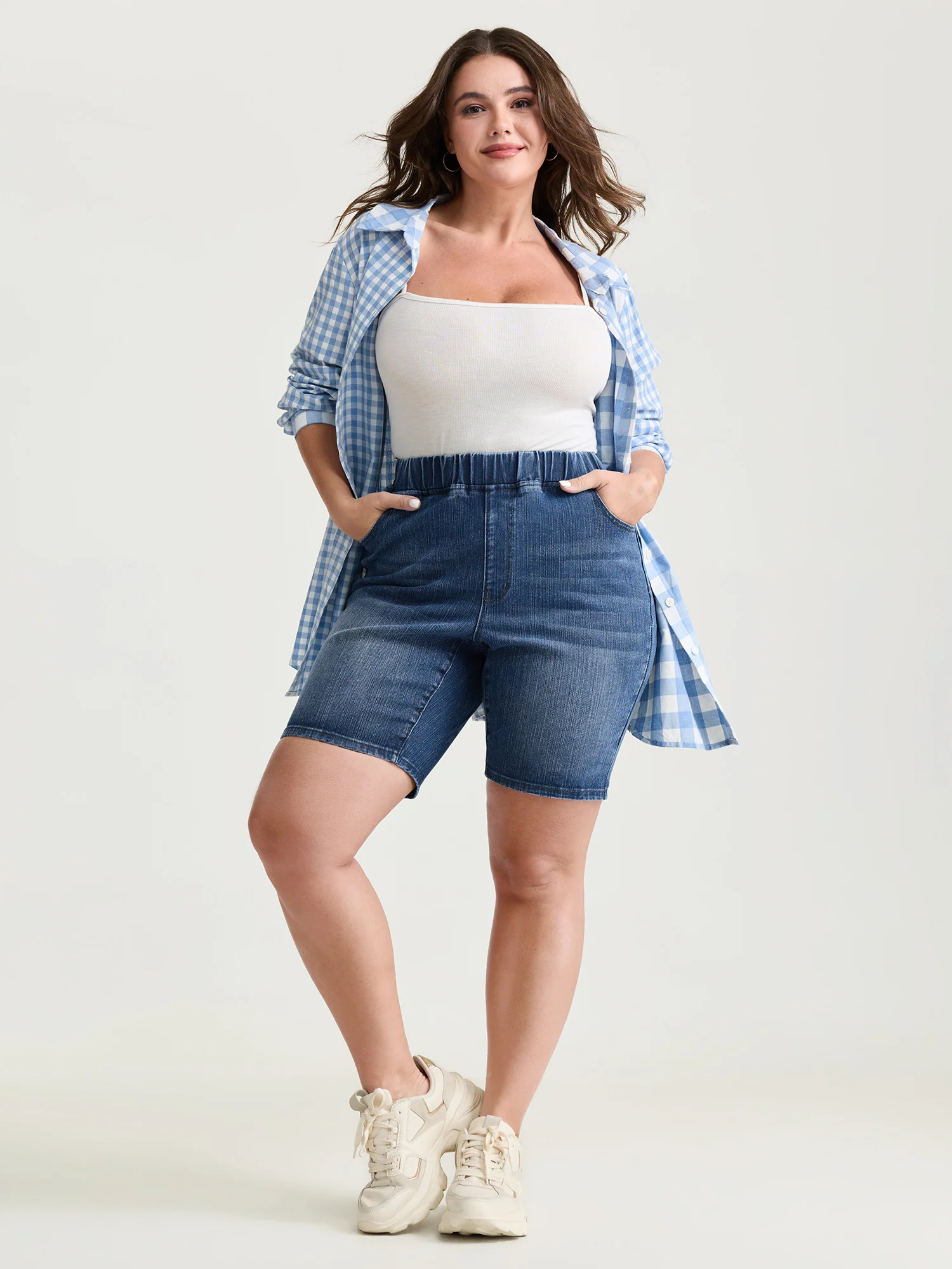 Stretchy Pull-On High Waist Pockets Denim Shorts - Image 3