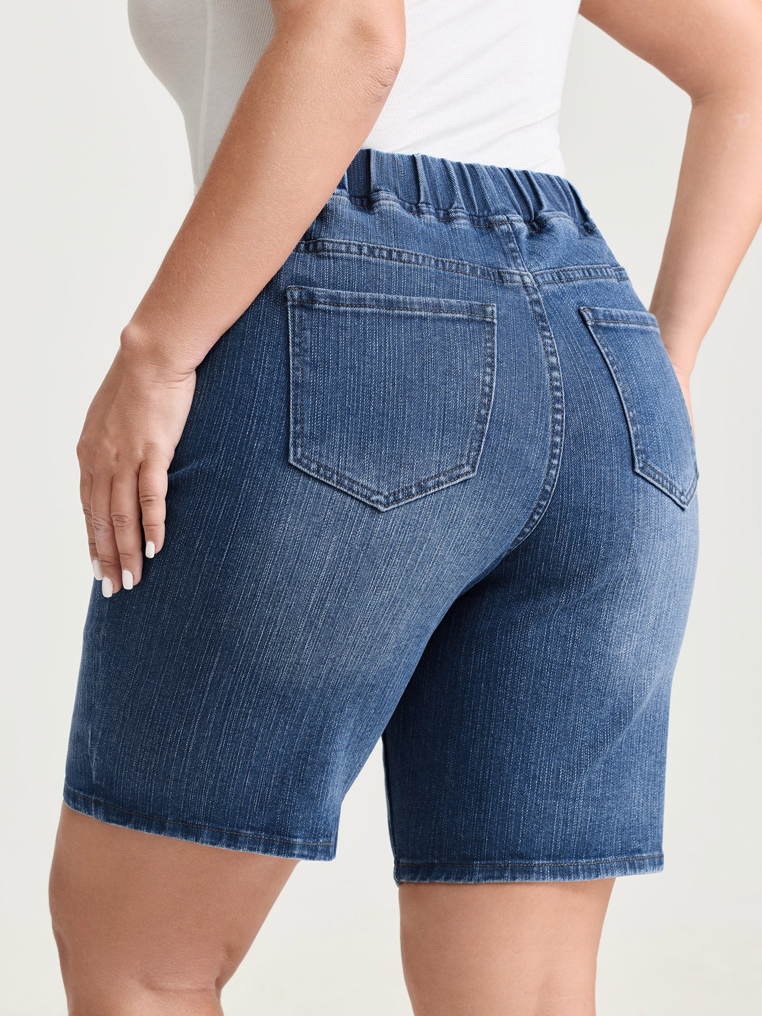 Stretchy Pull-On High Waist Pockets Denim Shorts - Image 7