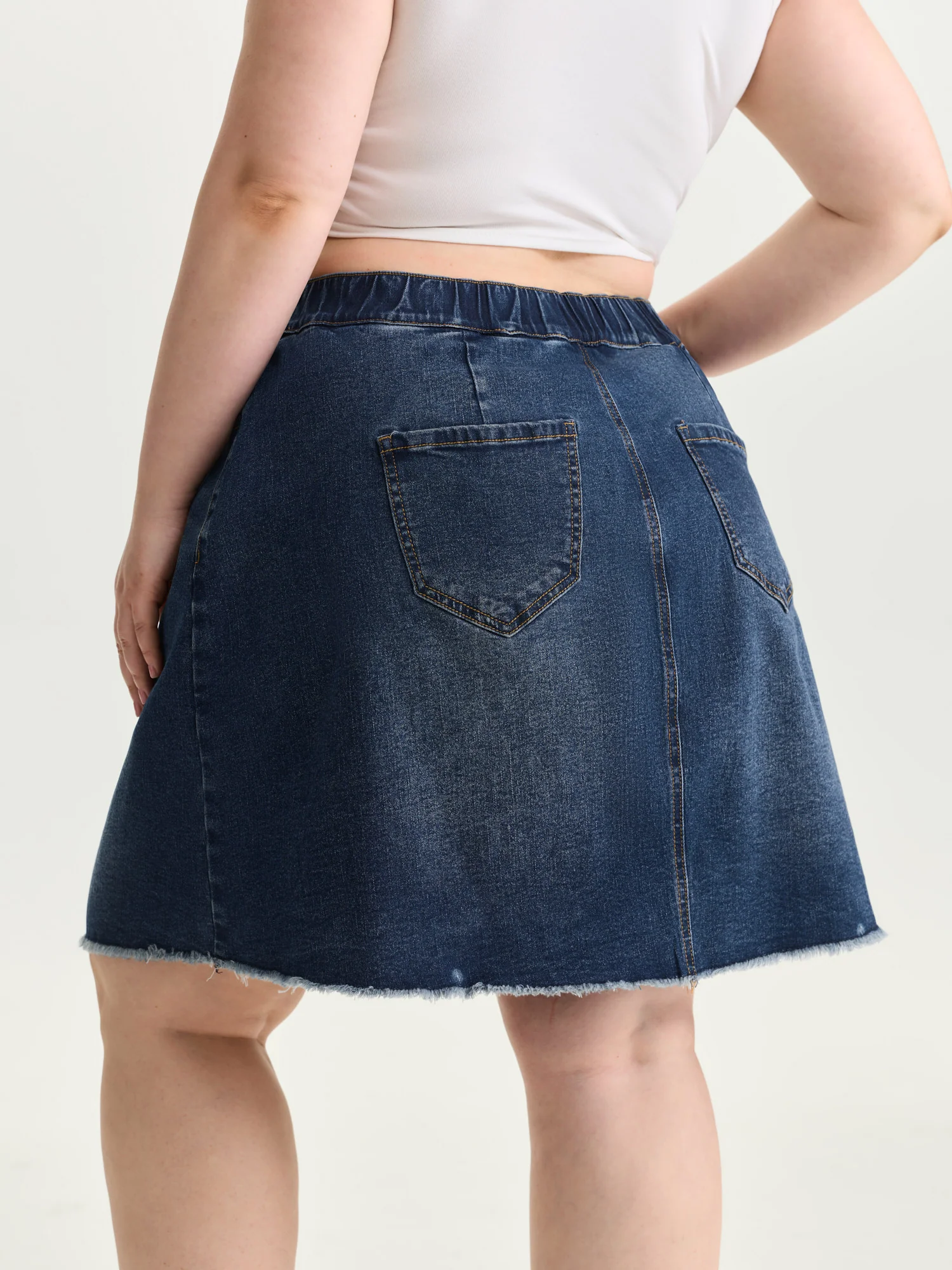 Stretchy Raw Hem Elastic Waist Denim Skort - Image 6