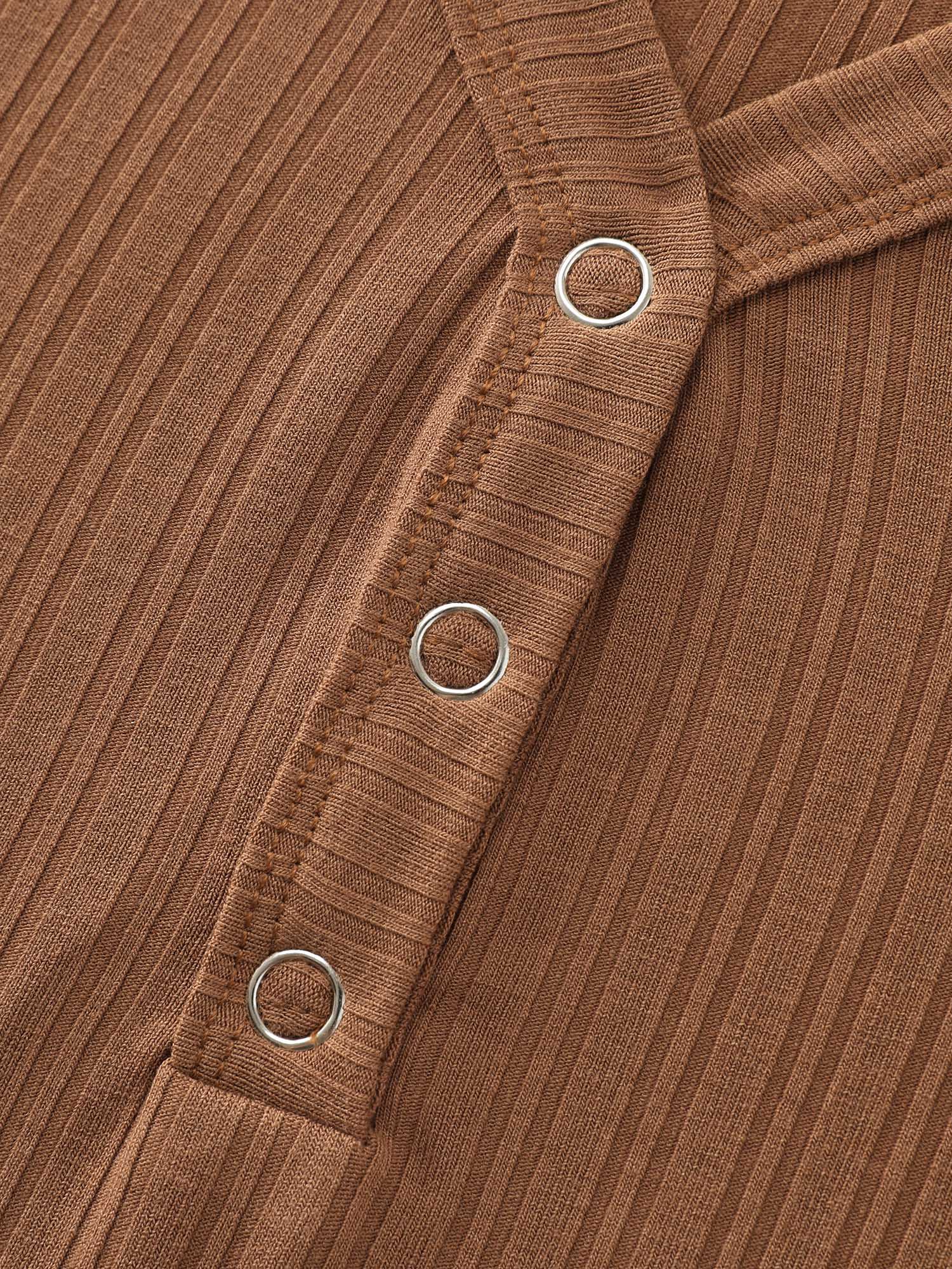 Stretchy Ribbed V-Neck Fitted Tank Top - Image 5