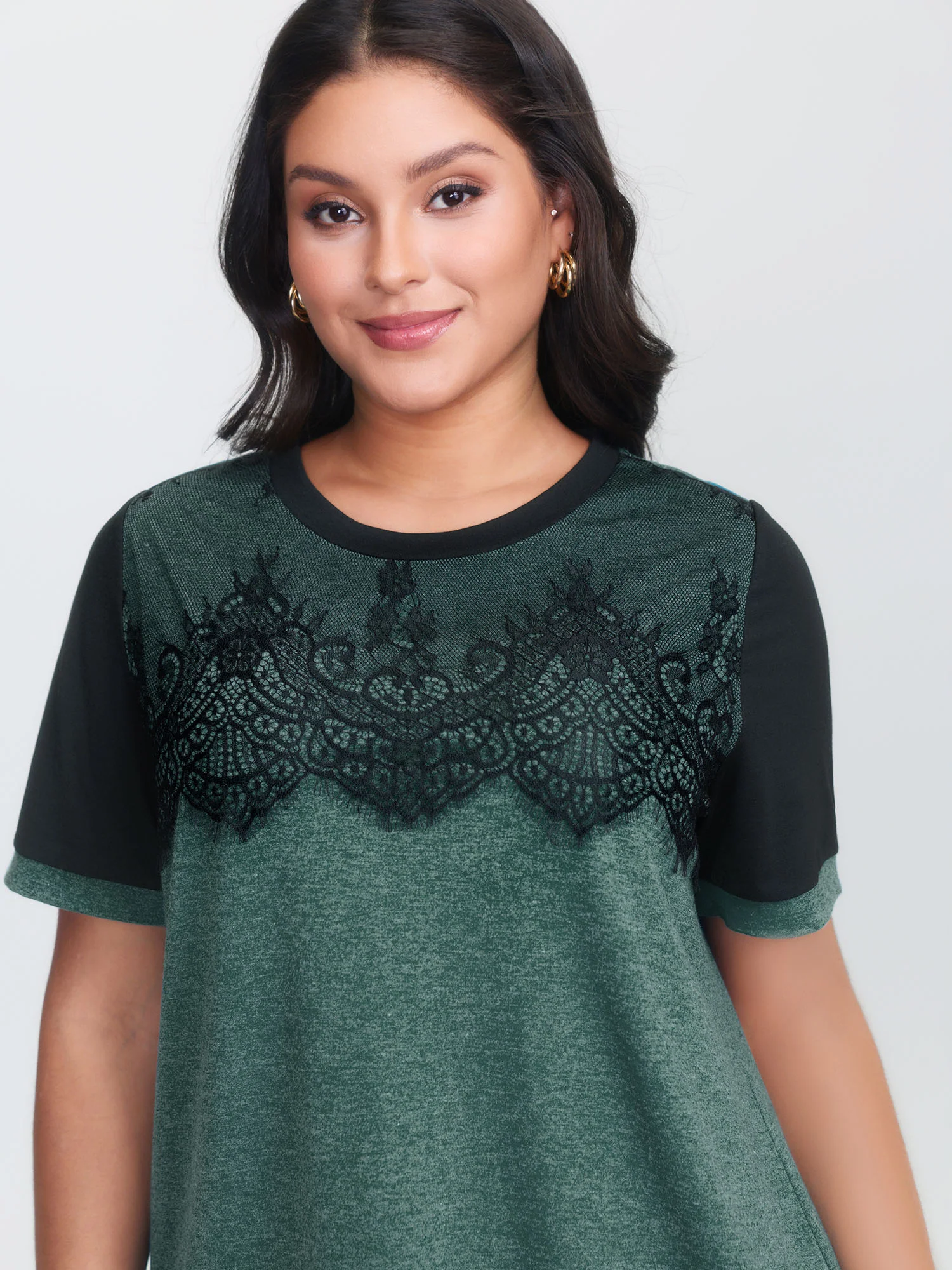 Stretchy Scalloped Lace Color Contrast T-Shirt - Image 21