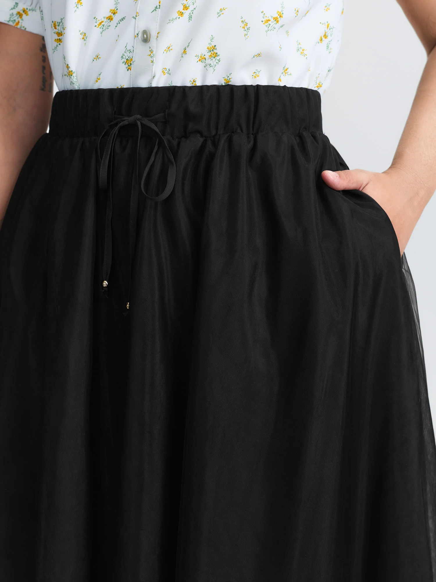 Stretchy Sheer Drawstring Waist Maxi Dress - Image 3