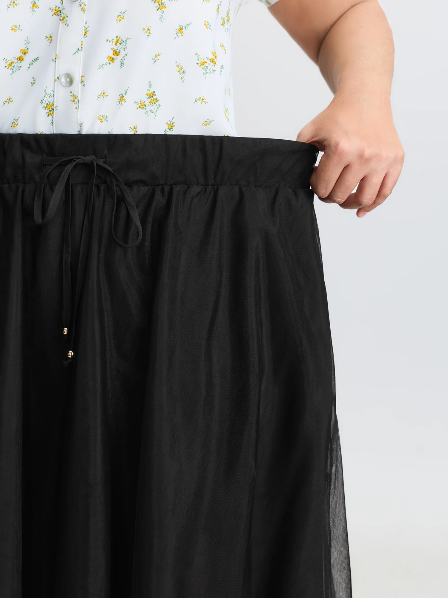 Stretchy Sheer Drawstring Waist Maxi Dress - Image 4
