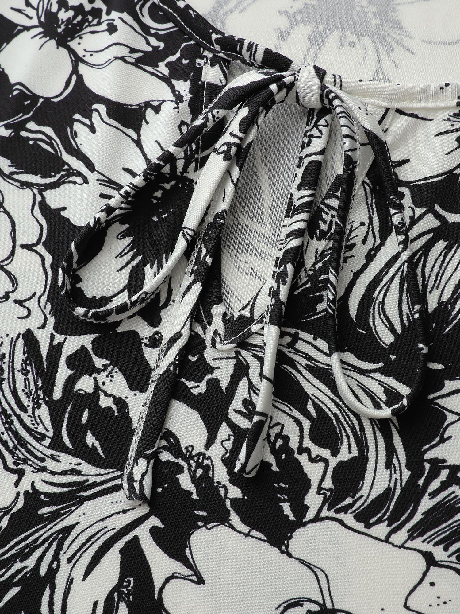 Stretchy Silhouette Flower Knit Top - Image 6
