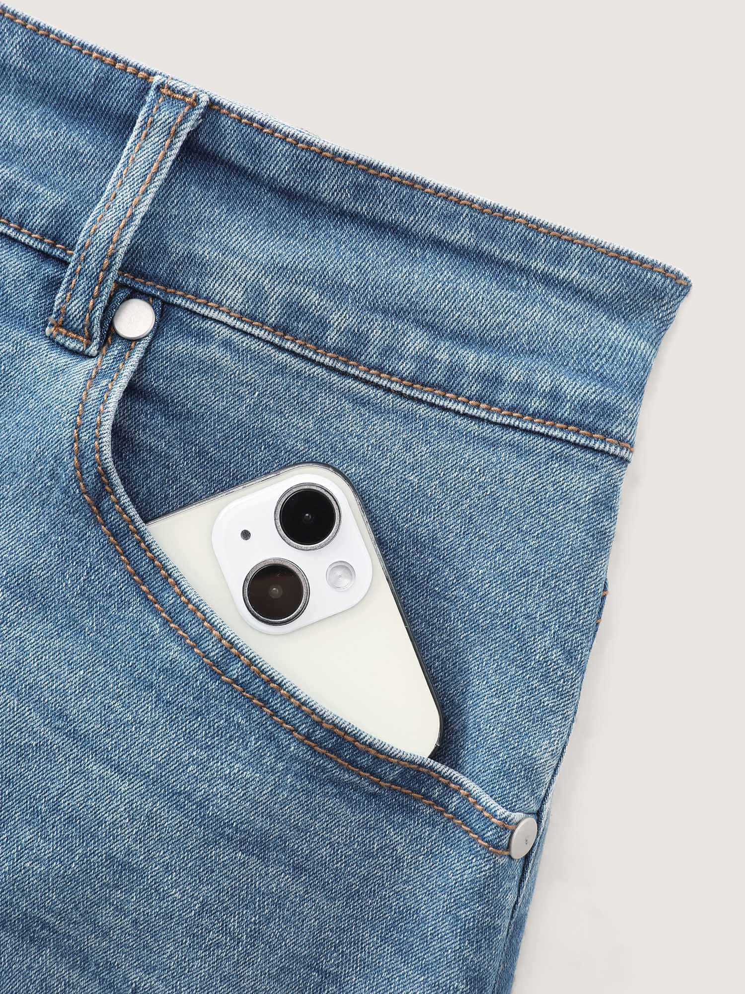 Stretchy Skinny-Fit Raw Hem Denim Shorts - Image 8