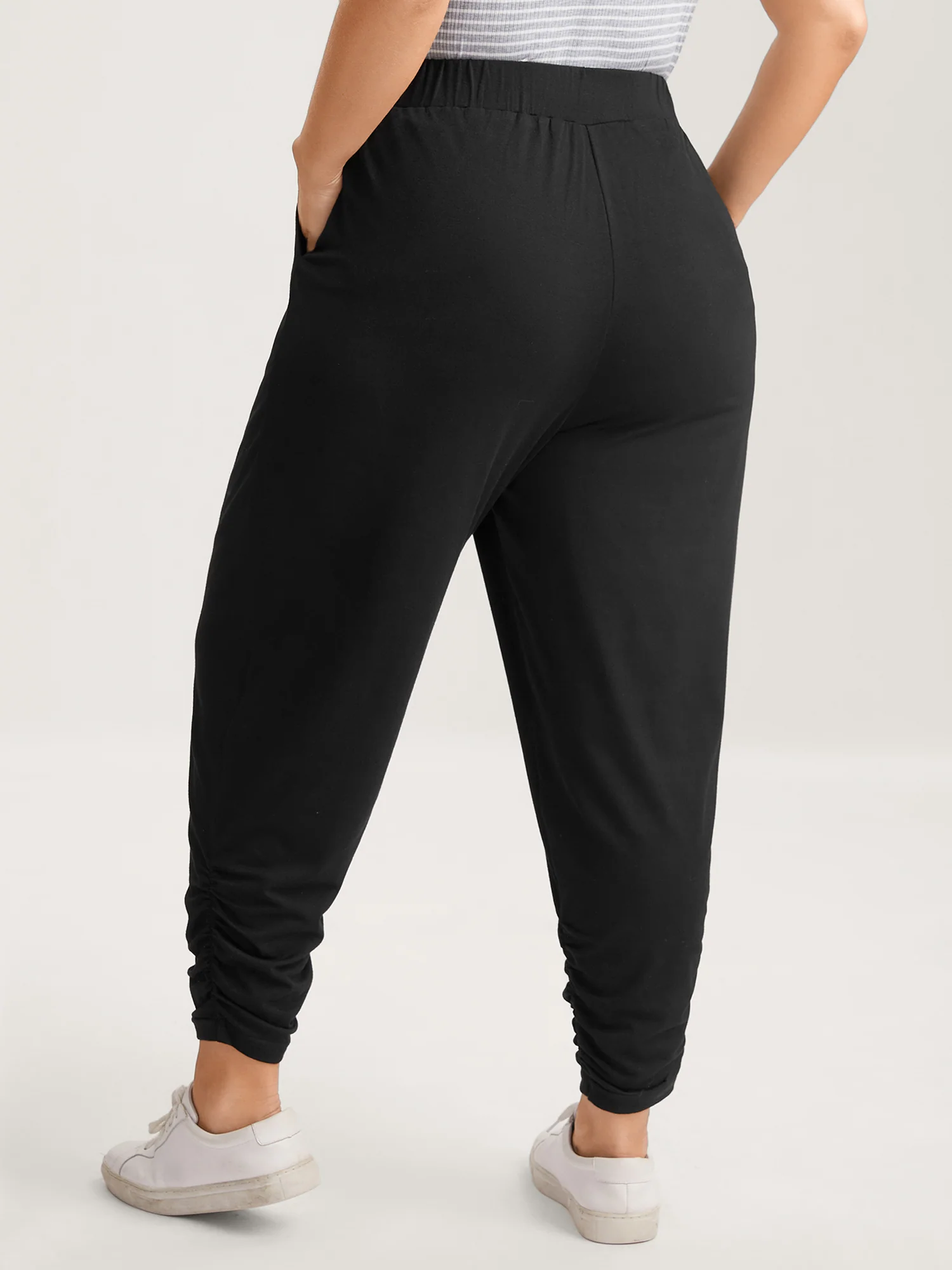 Stretchy Straight-Leg Gathered Hem Pants - Image 5