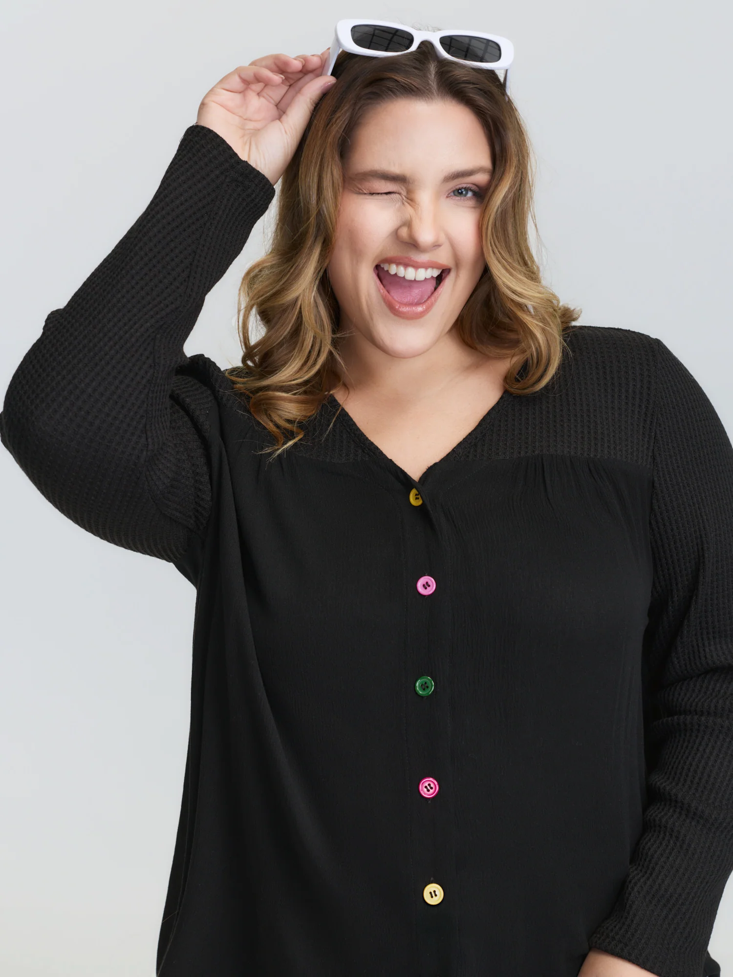 Stretchy Textured Colorful Button Blouse - Image 2