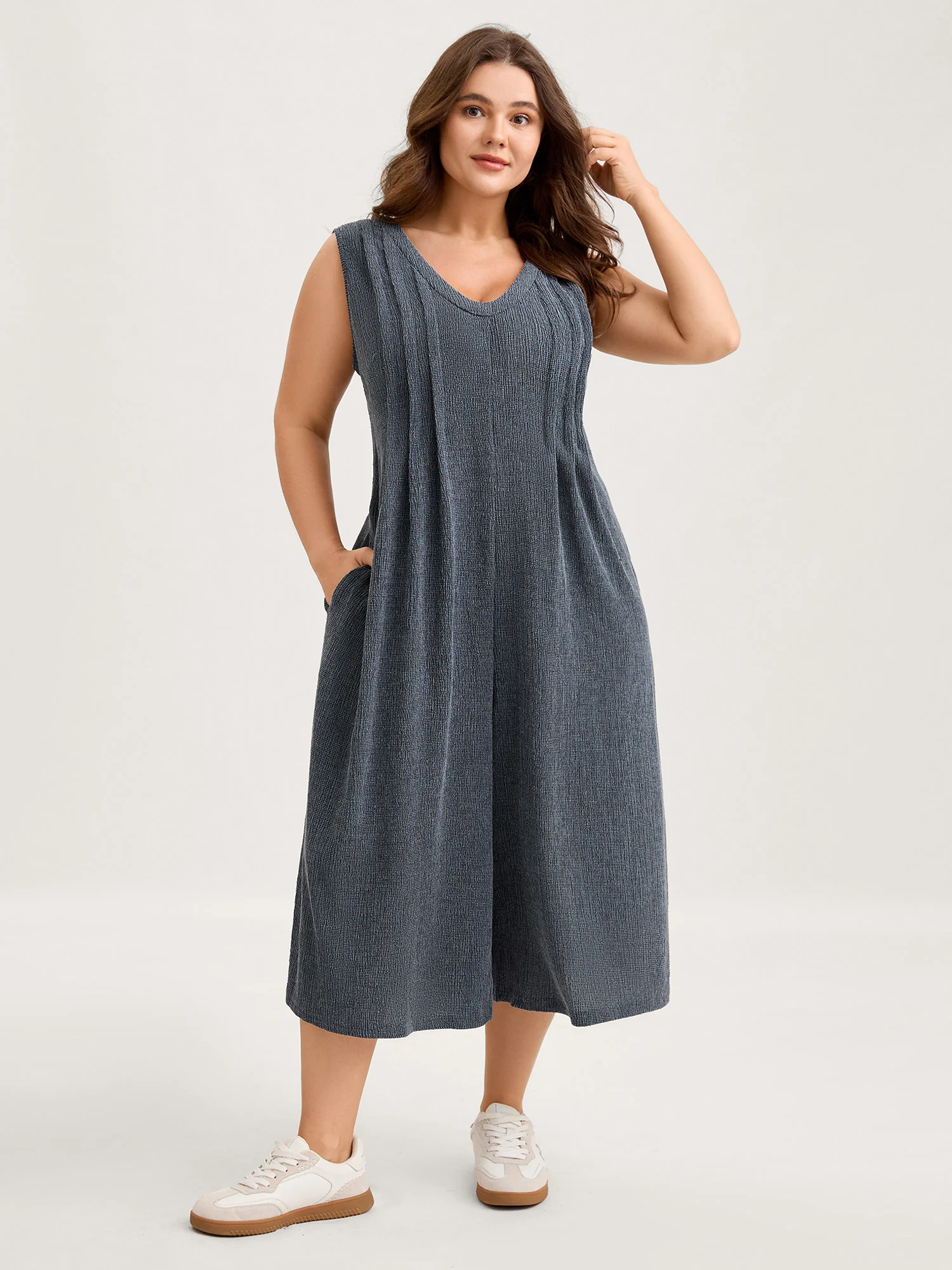 Stretchy Textured Pleated Wide-Leg Jumpsuit - Image 3