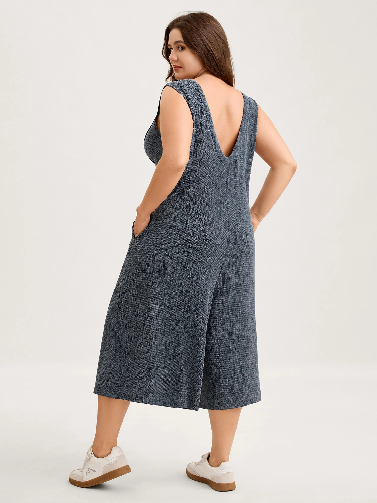 Stretchy Textured Pleated Wide-Leg Jumpsuit - Image 4