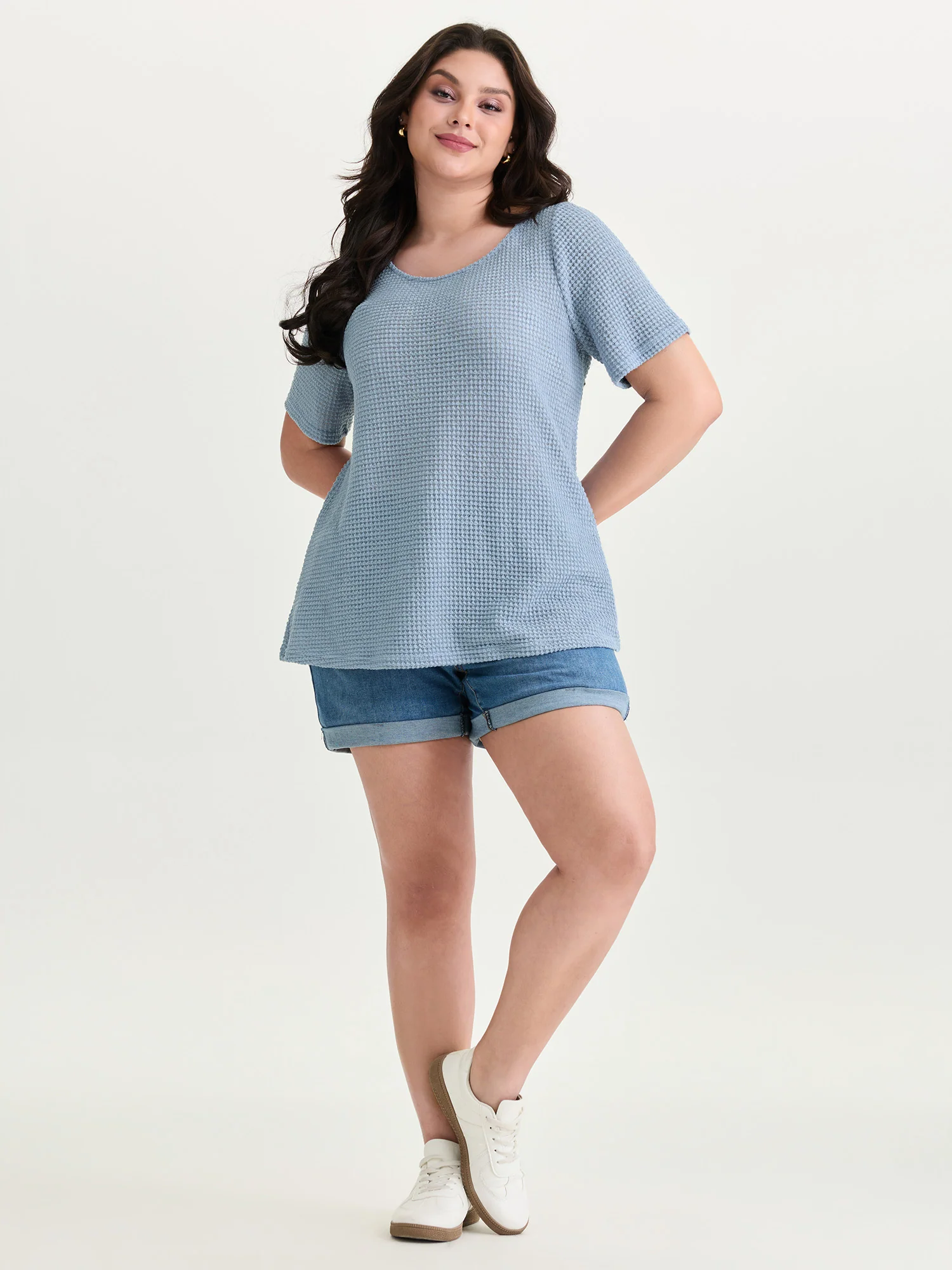 Stretchy Textured Round Neck Plain T-Shirt - Image 4