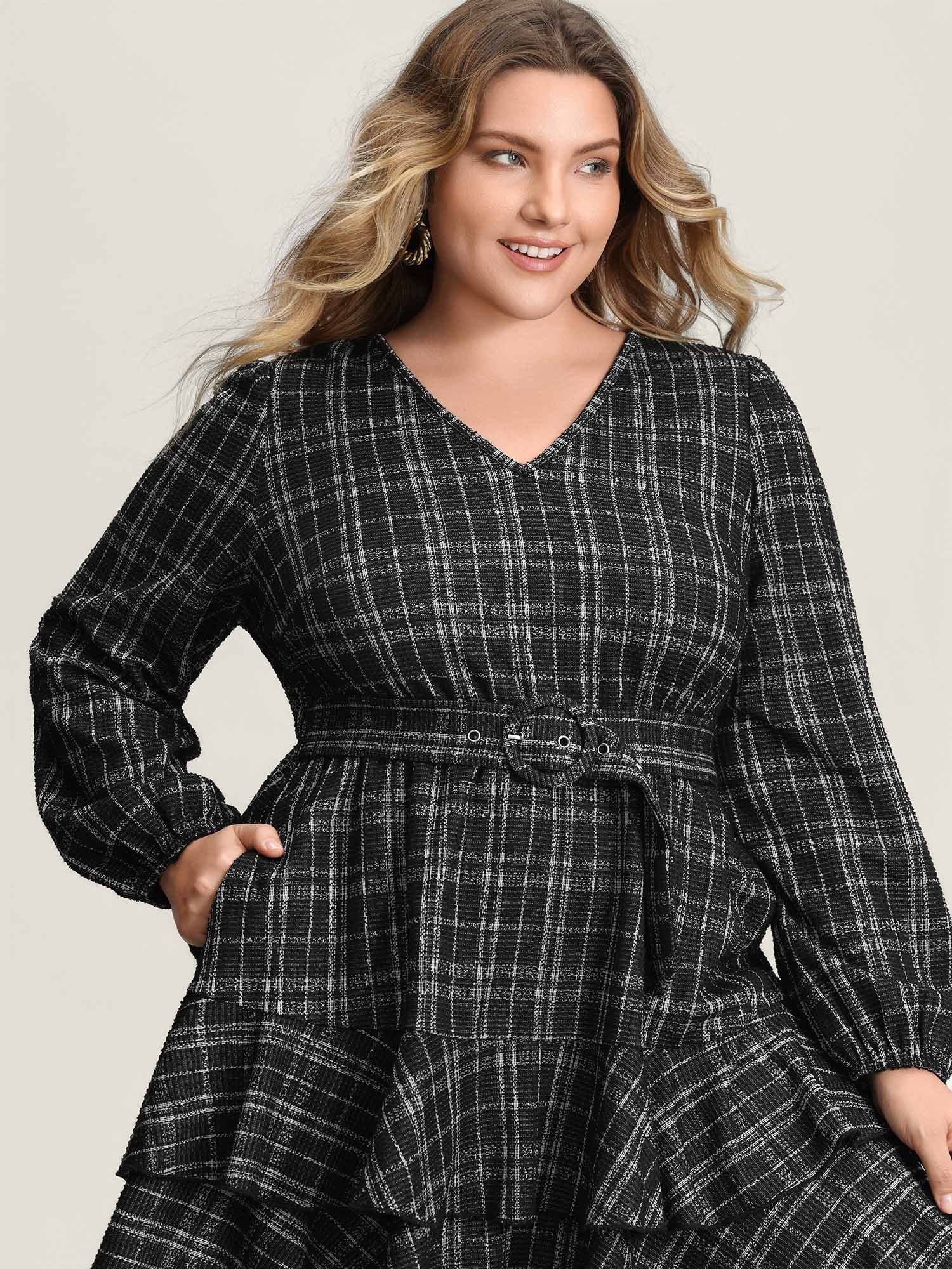 Stretchy Textured Tiered Mini Dress - Image 2