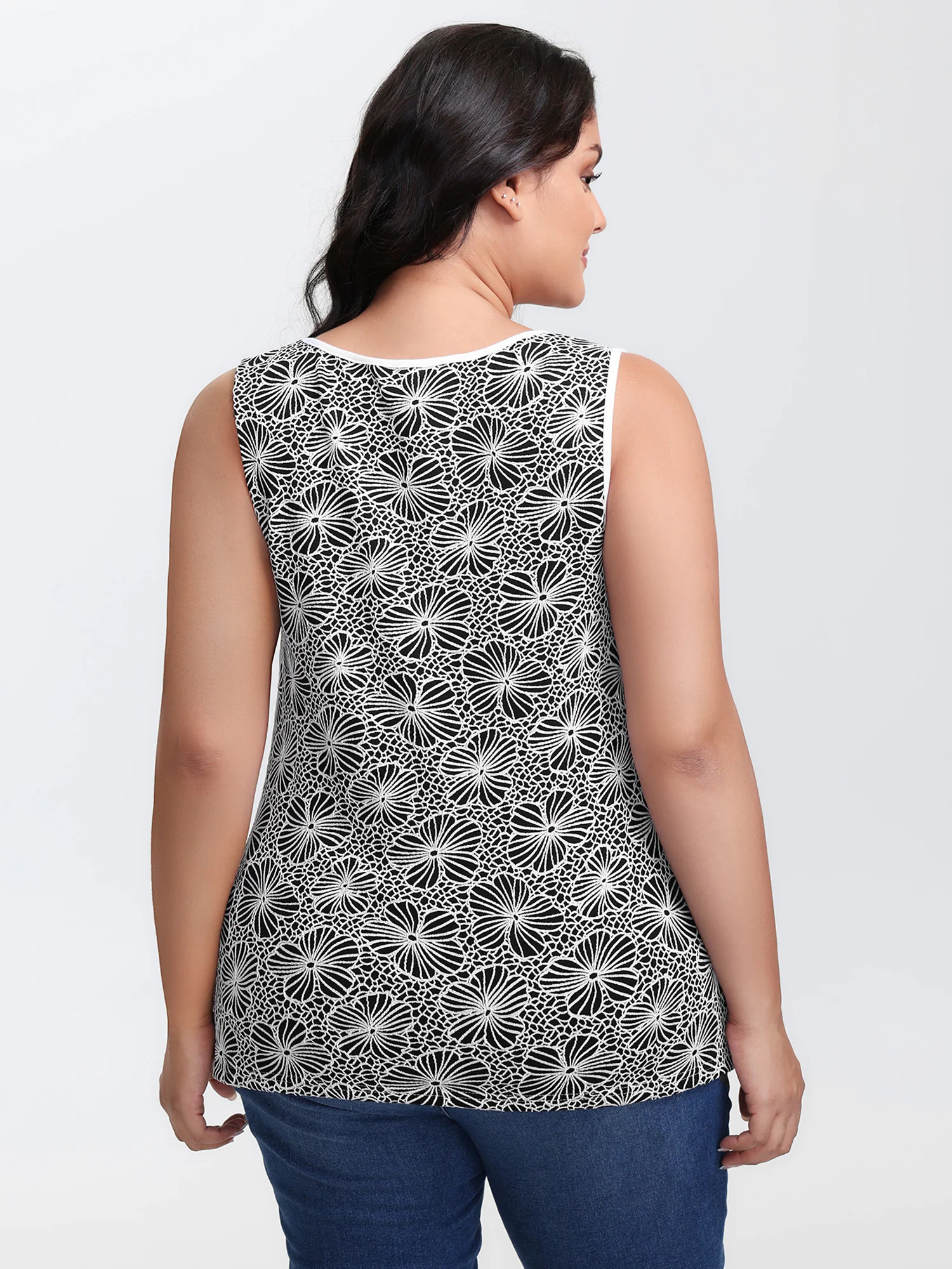 Stretchy Textured Two-Tone Jacquard Tank Top - Image 5