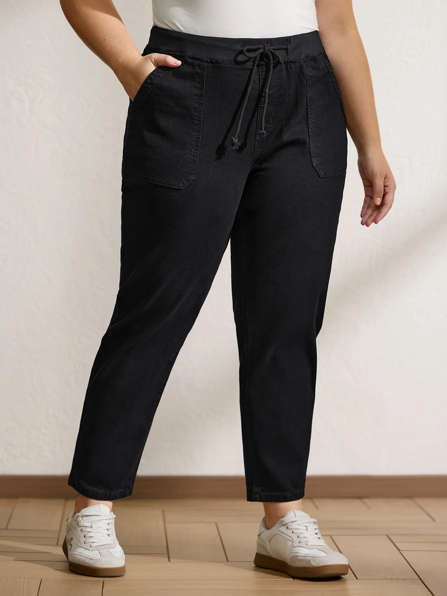 Stretchy Threaded Waist Skinny-Fit Jeans