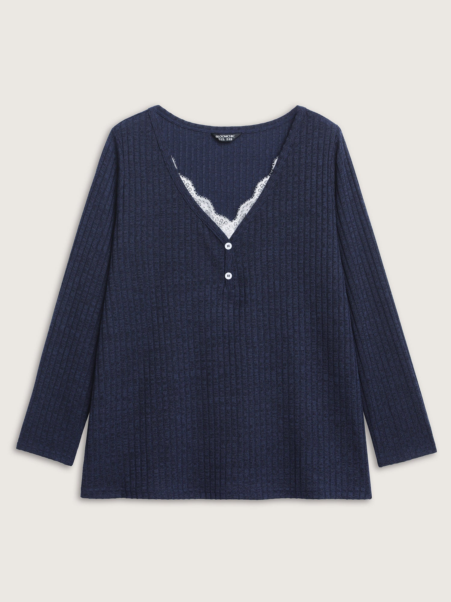 Stretchy V-Neck Curvy-Fit T-Shirt - Image 8