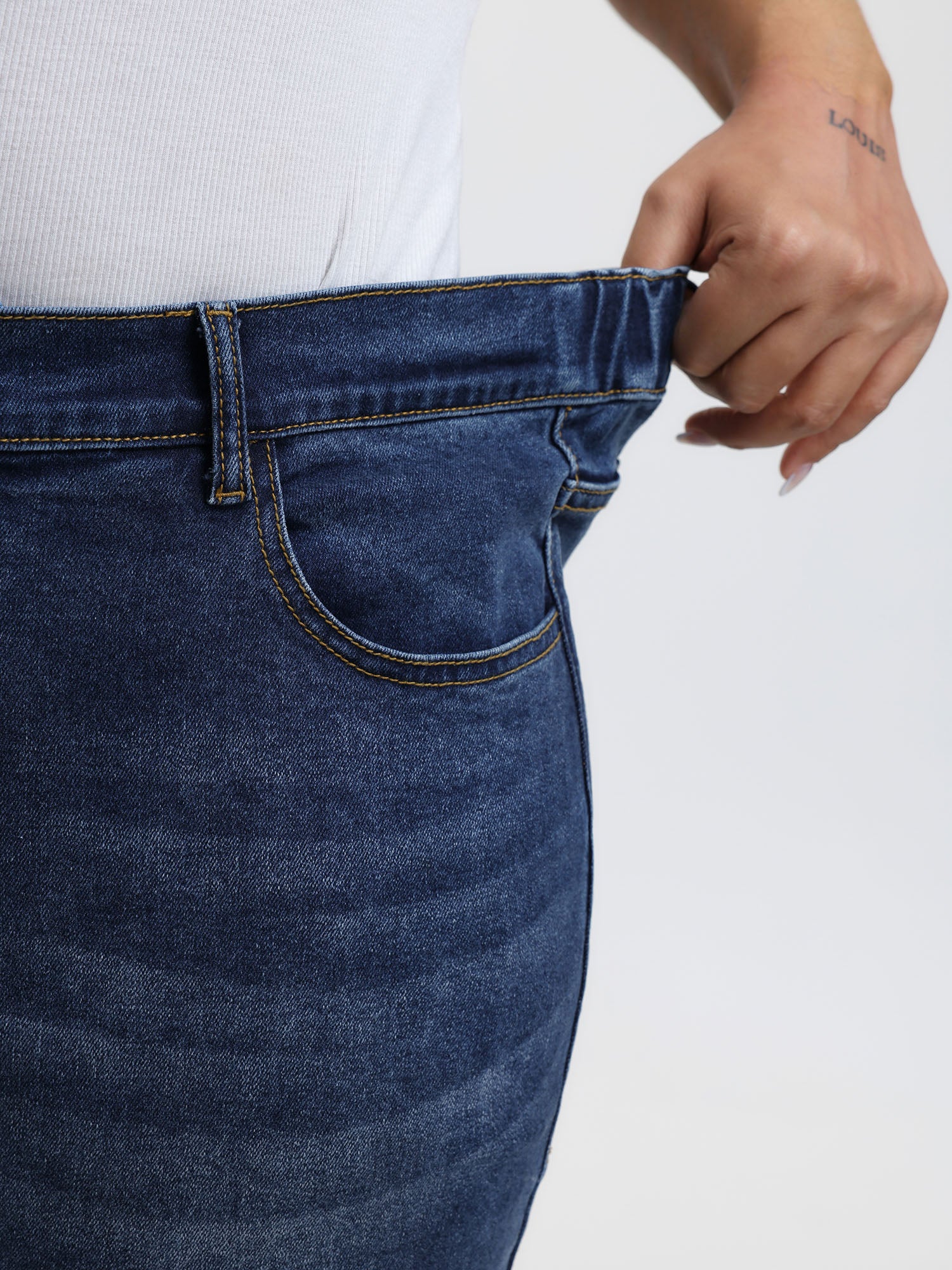 Vintage Wash High Rise Straight-Leg Jeans - Image 4