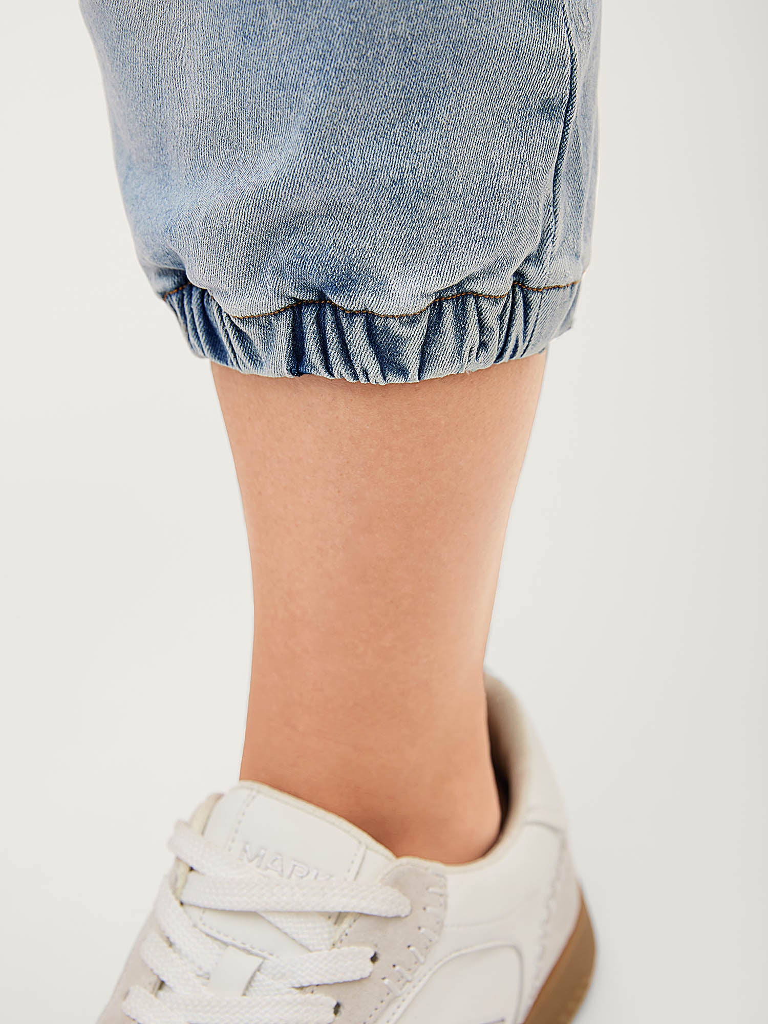 Stretchy Waist Boyfriend Jeans - Image 4