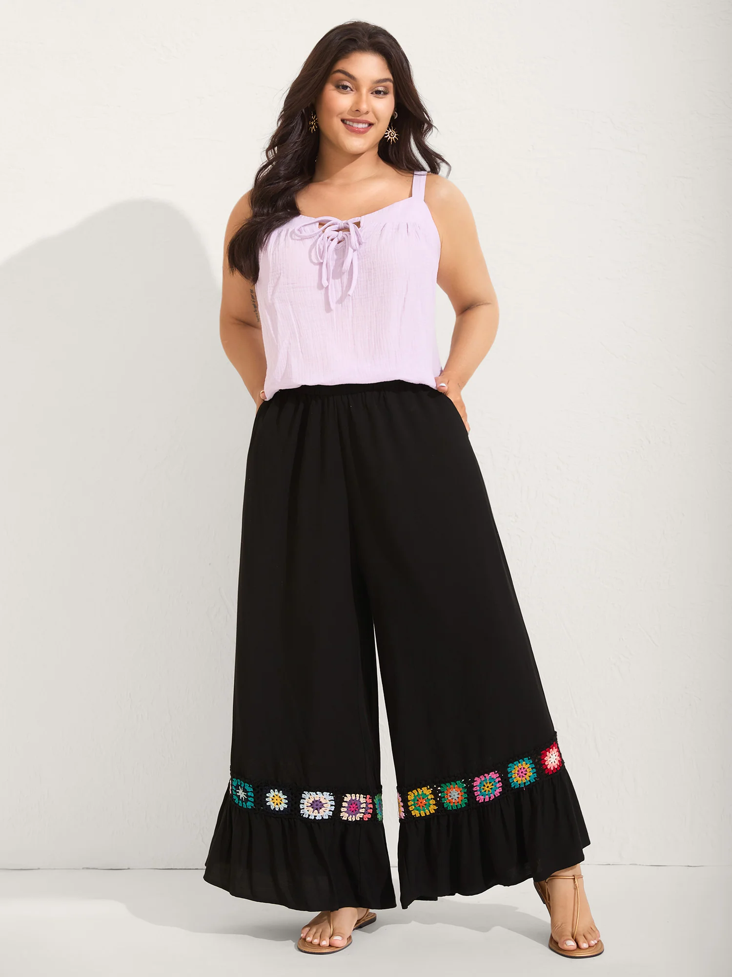 Stretchy Waist Crochet Floral Wide-Leg Pants - Image 3