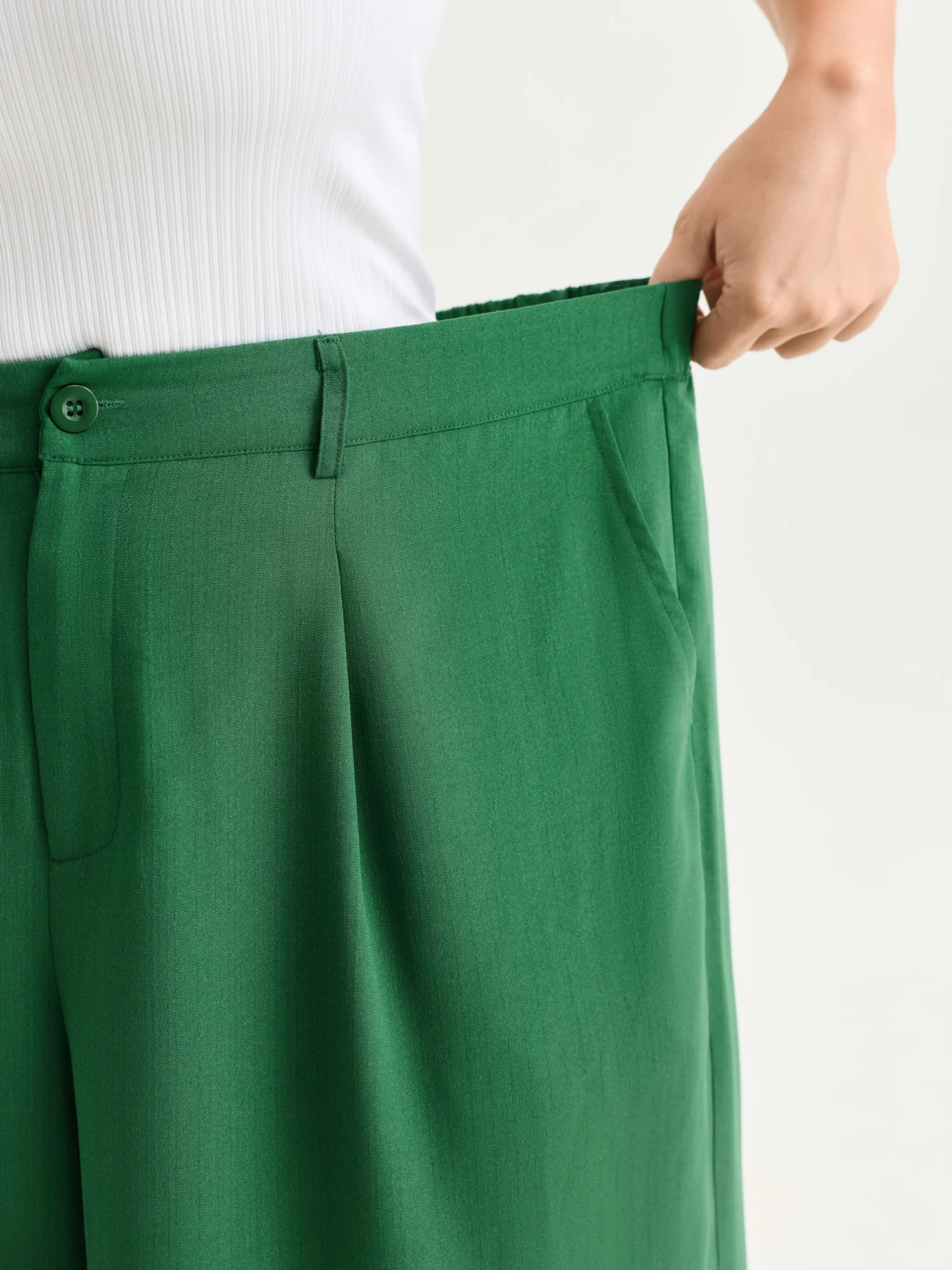 Stretchy Waist Pleated Straight-Leg Pants - Image 4