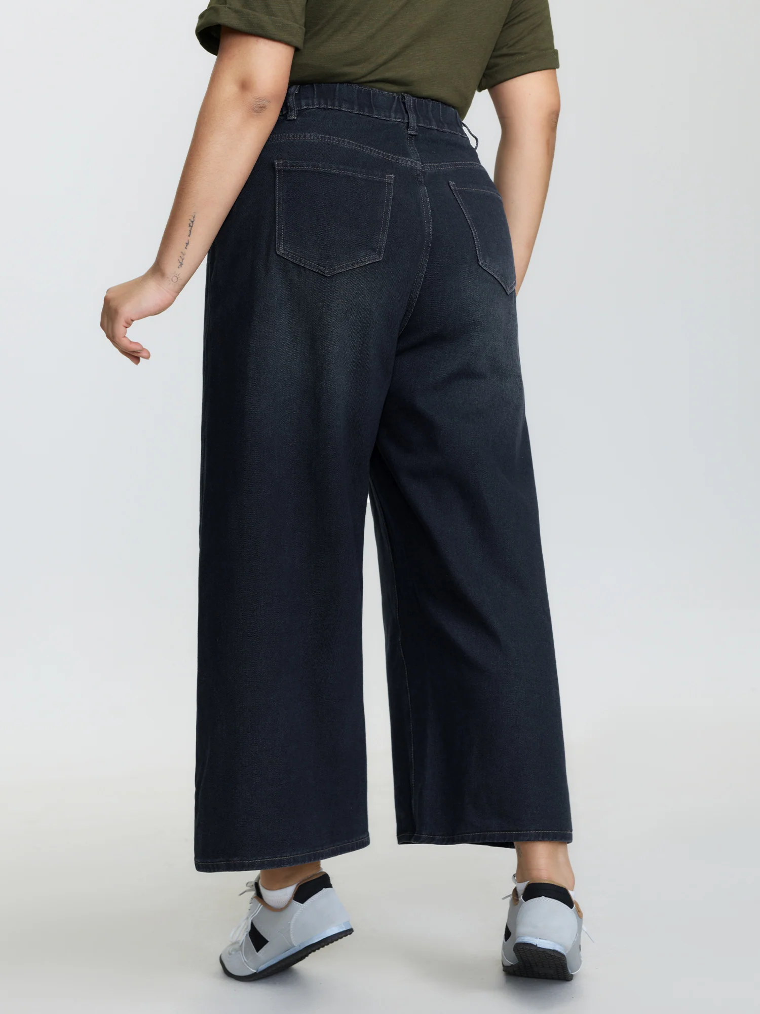 Pull-On Stretchy-Waist Wide-Leg Jeans - Image 5