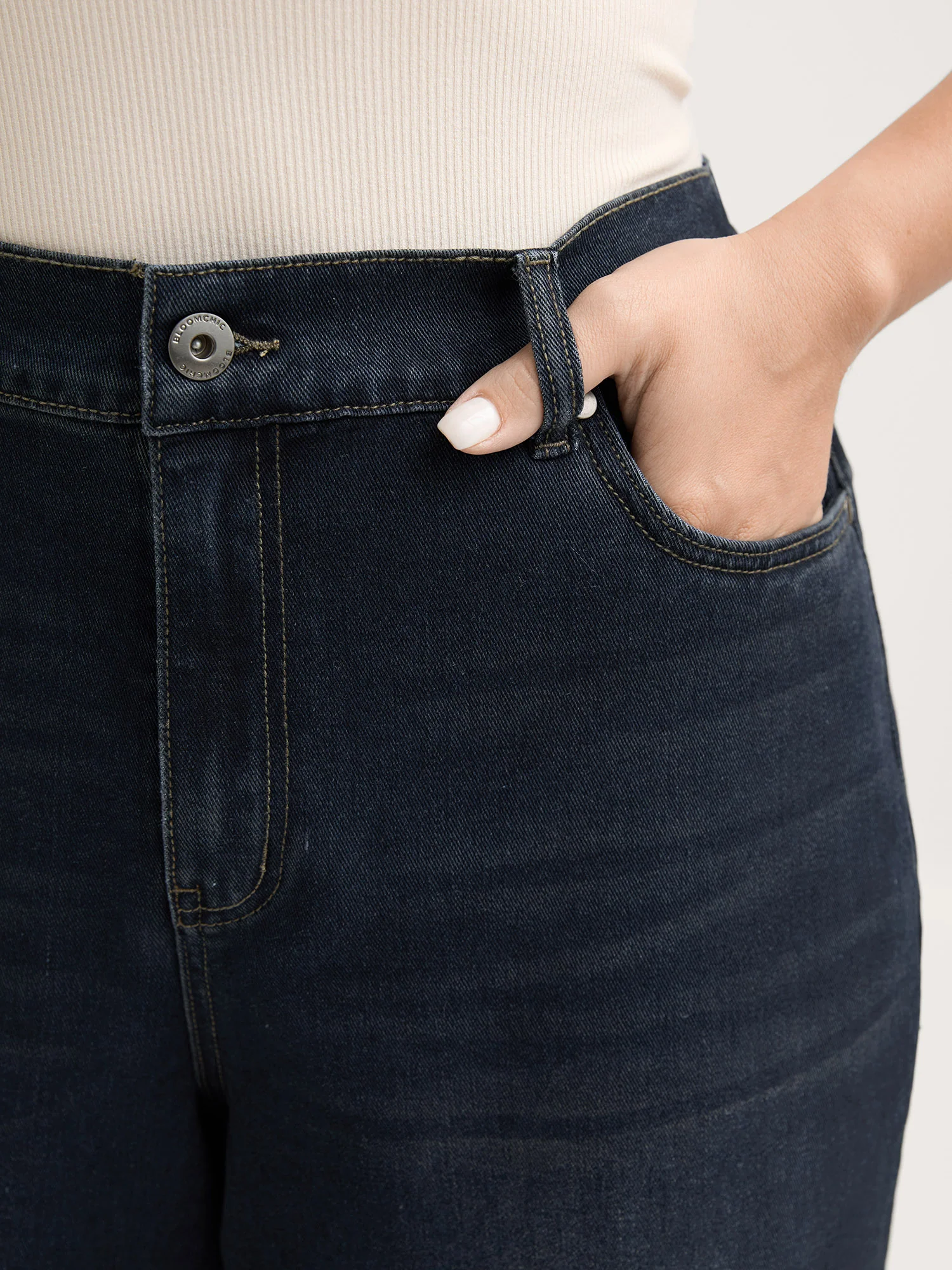 Pull-On Stretchy-Waist Wide-Leg Jeans - Image 8