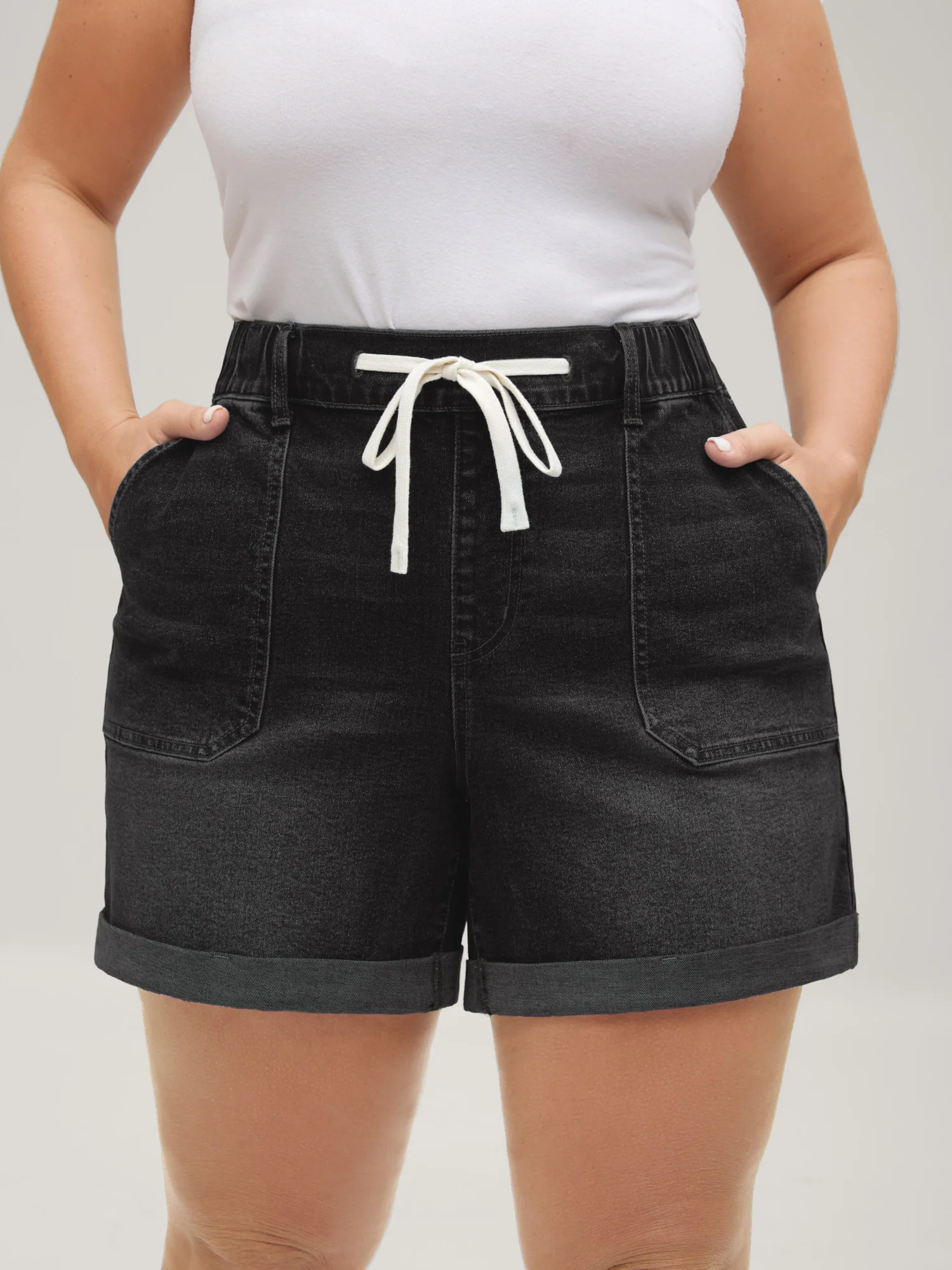 Pull-On Folded Hem High-Rise Denim Shorts - Image 10