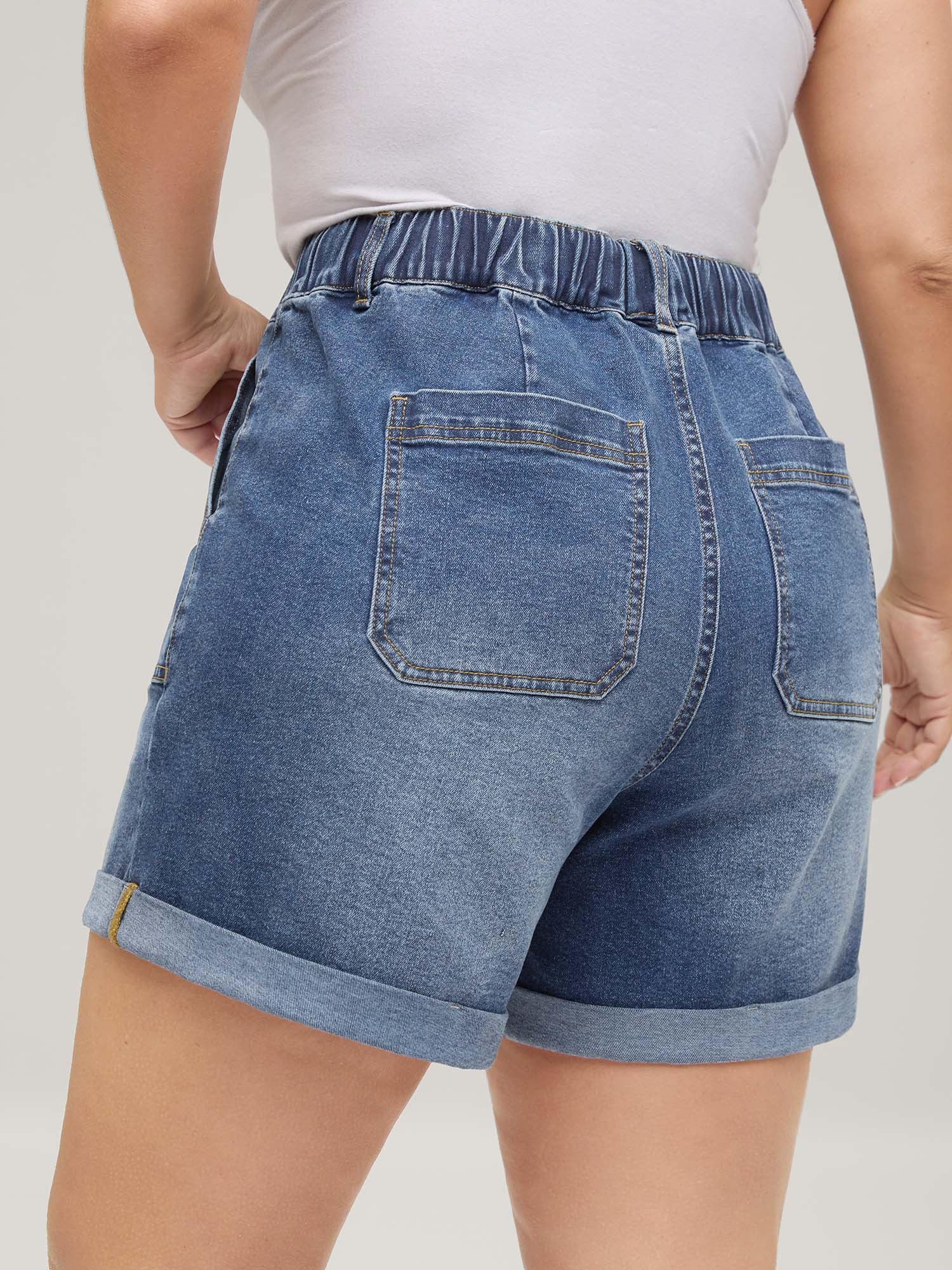 Pull-On Folded Hem High-Rise Denim Shorts - Image 27
