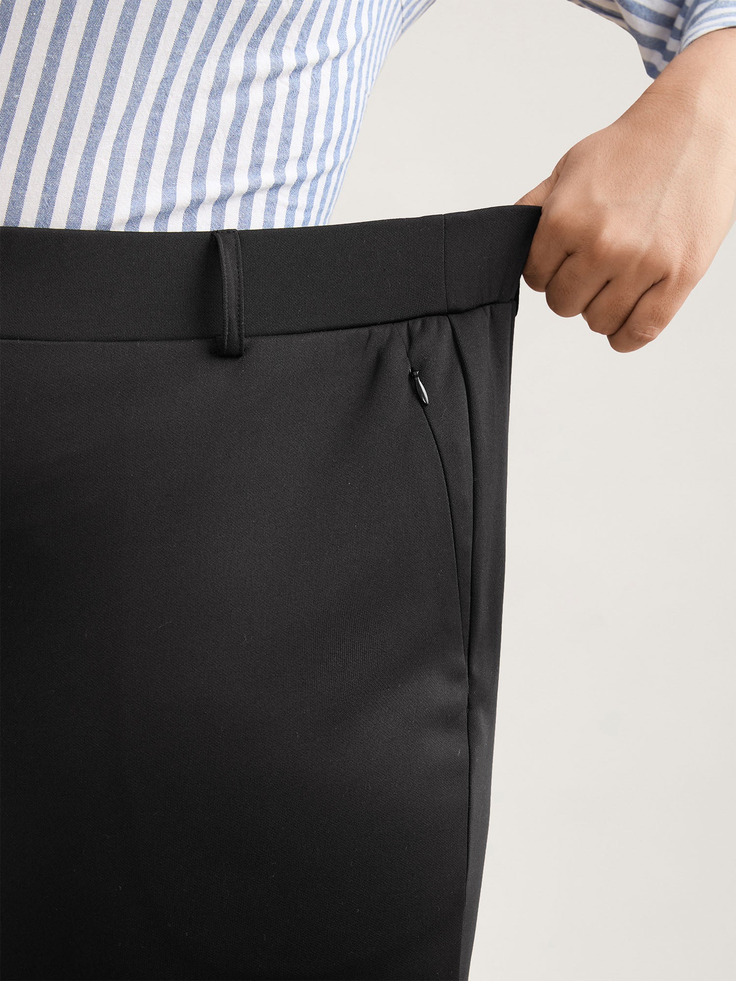 Stretchy Waist Zipper Pocket Flared Pants - Image 4